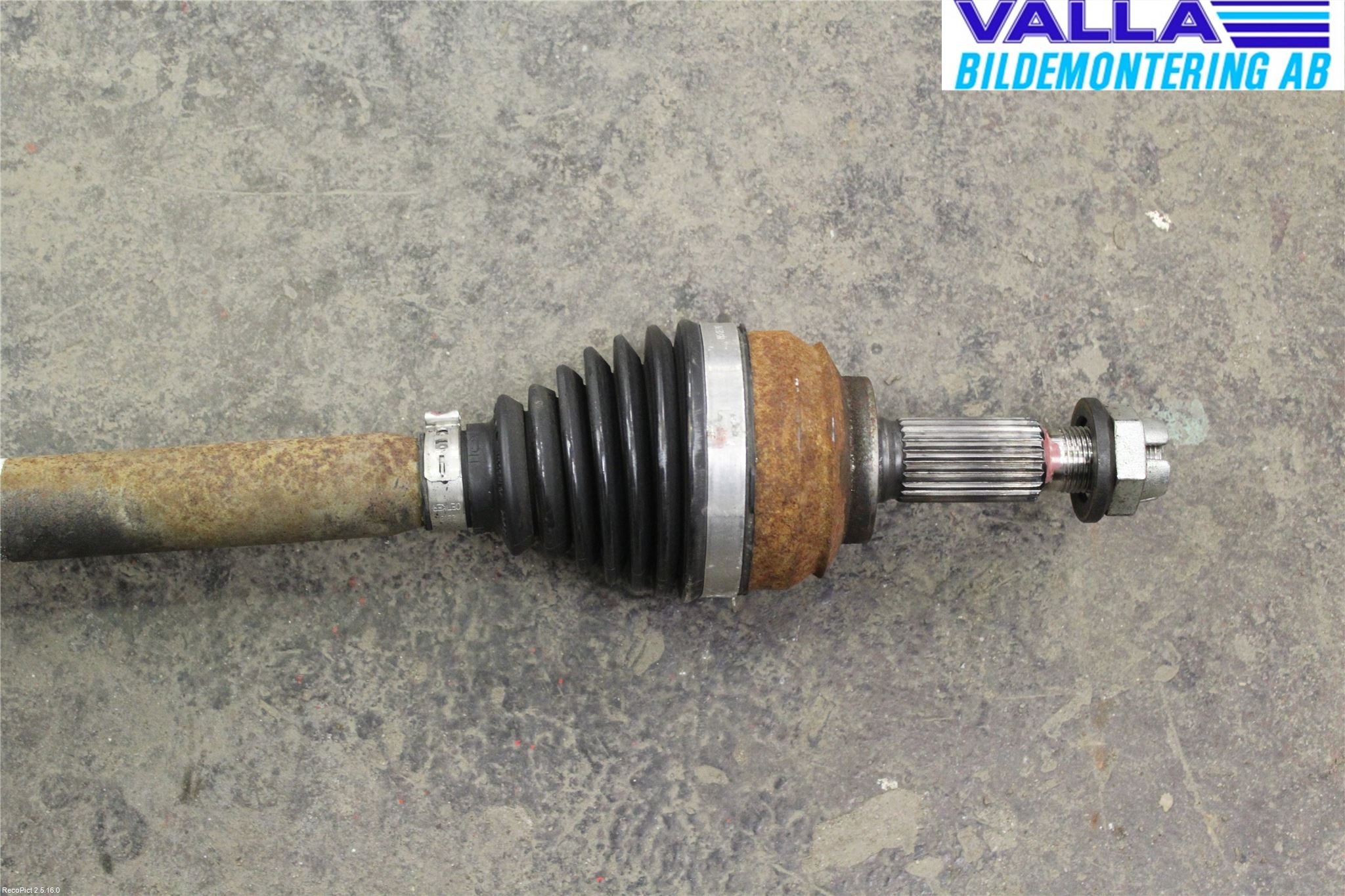 Renault CLIO IV 12-16 Drivaxel Fram Höger