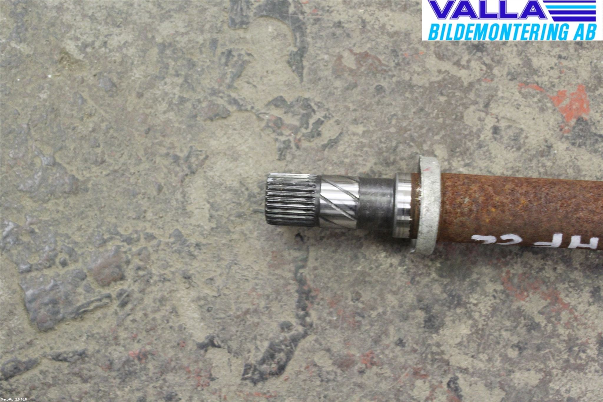 Renault CLIO IV 12-16 Drivaxel Fram Höger