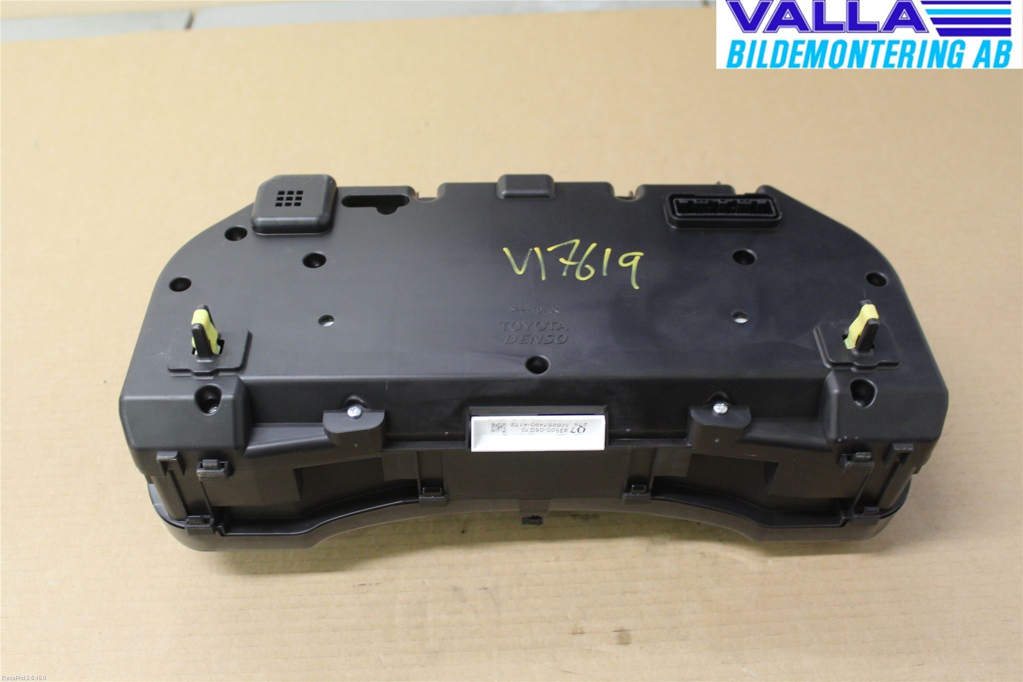 Toyota AVENSIS 09-15 Instrument Komb