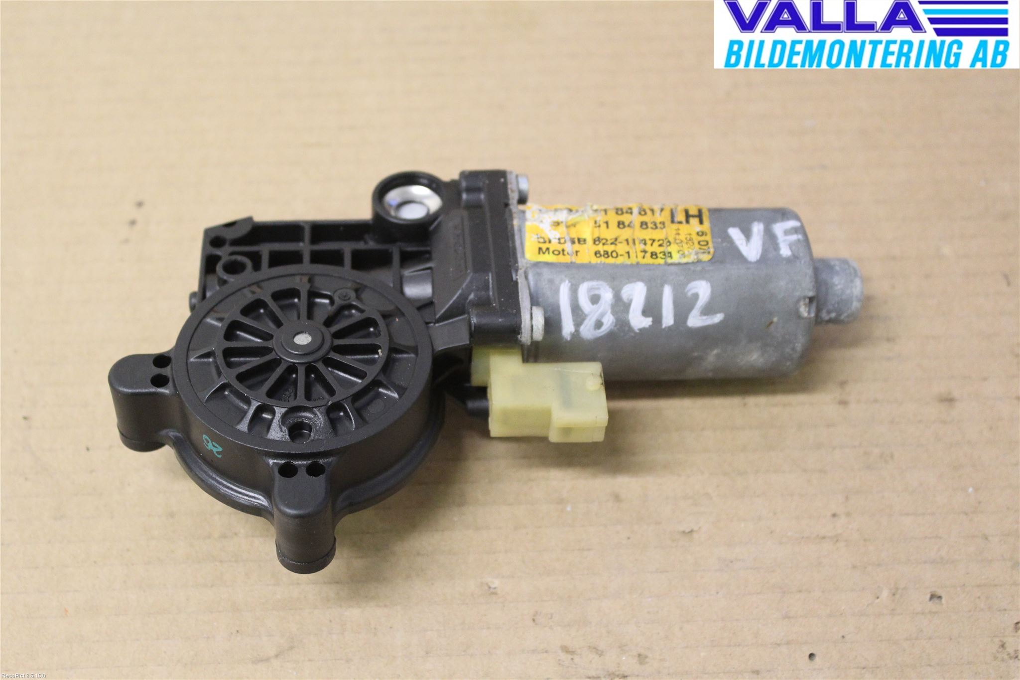 Saab 9-5     06-10 Fönsterhissmotor