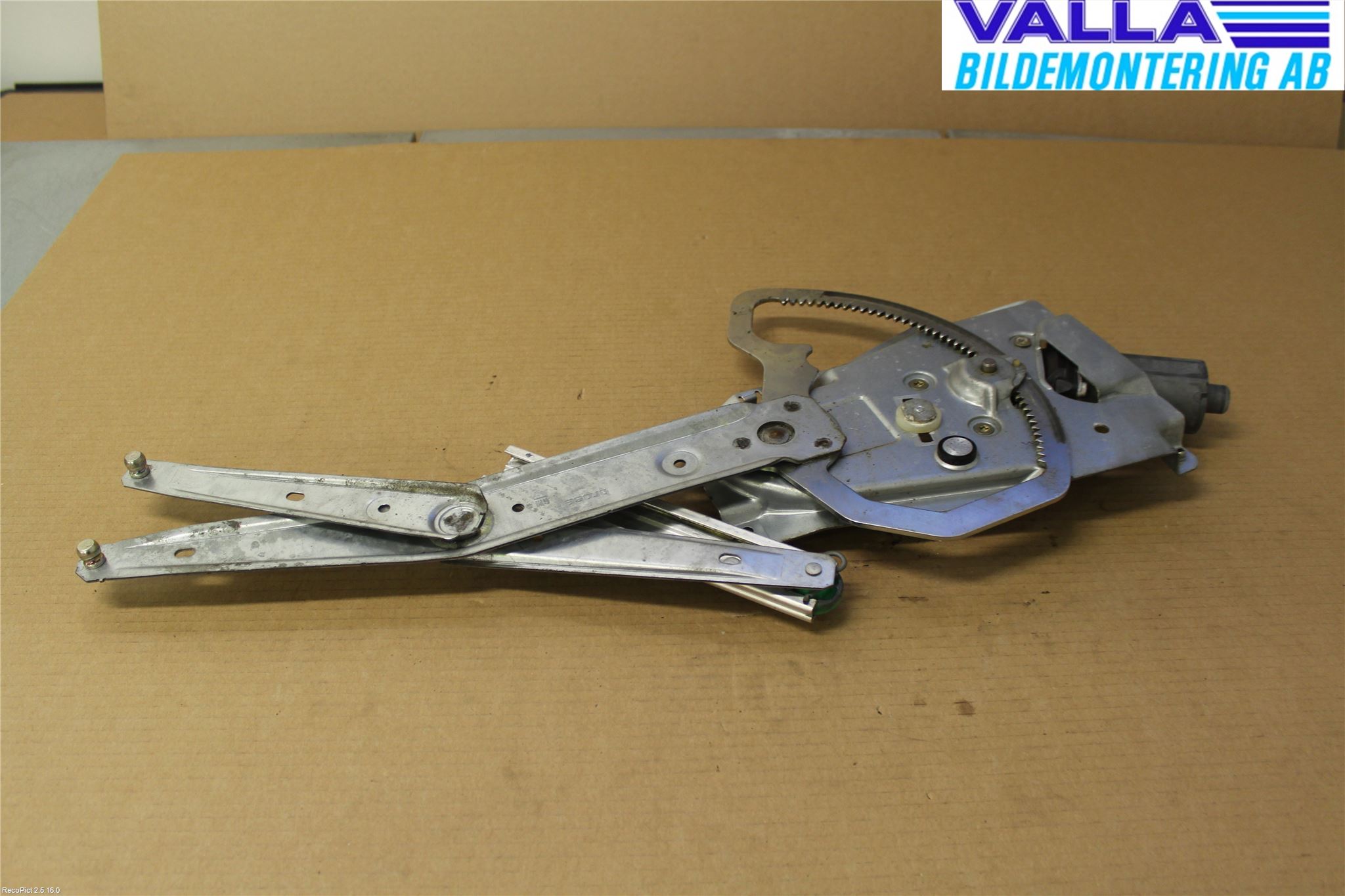 Saab 9-5     06-10 Fönsterhiss El Kompl