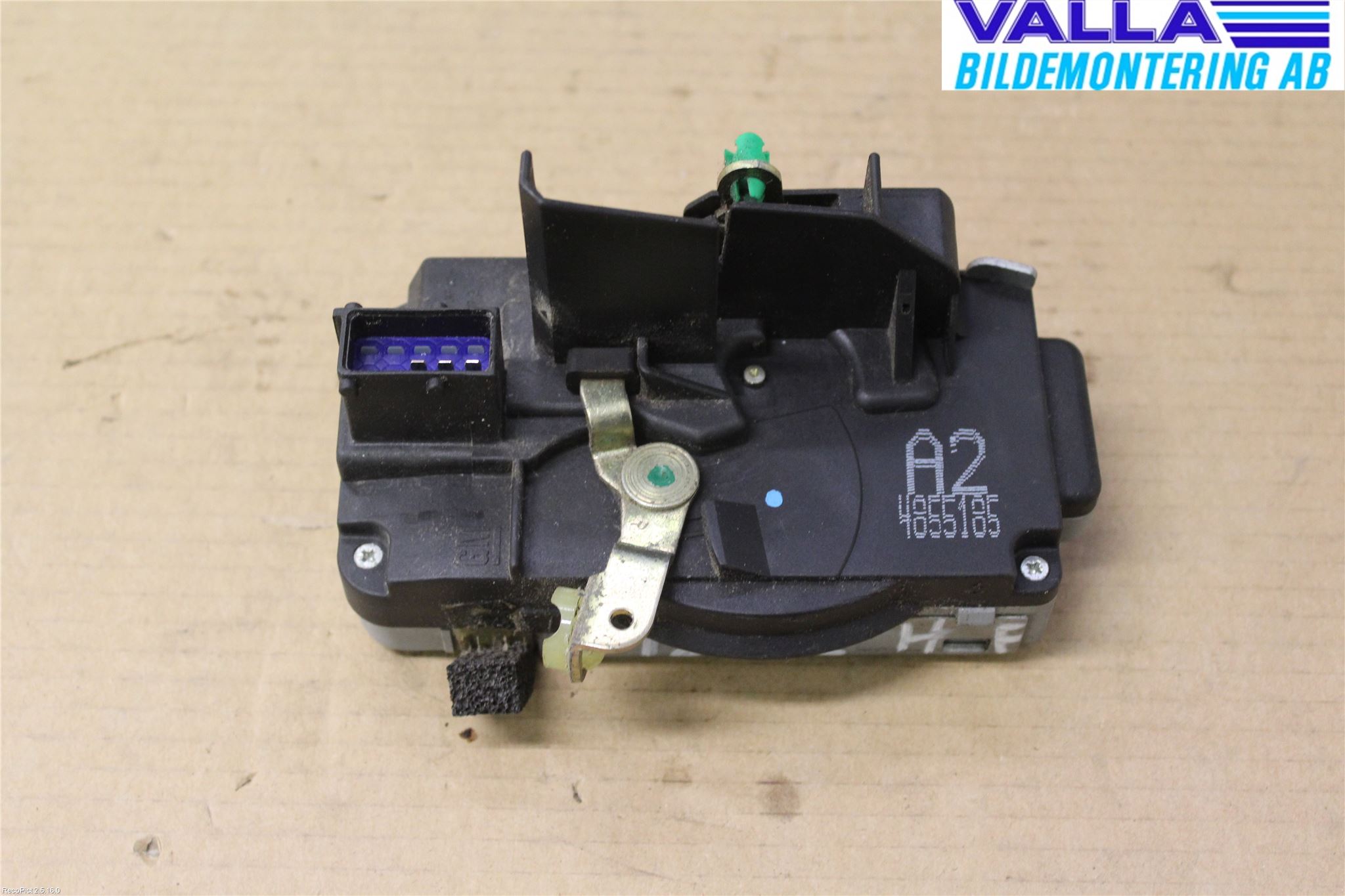 Saab 9-5     06-10 Låskista-Dörrlås