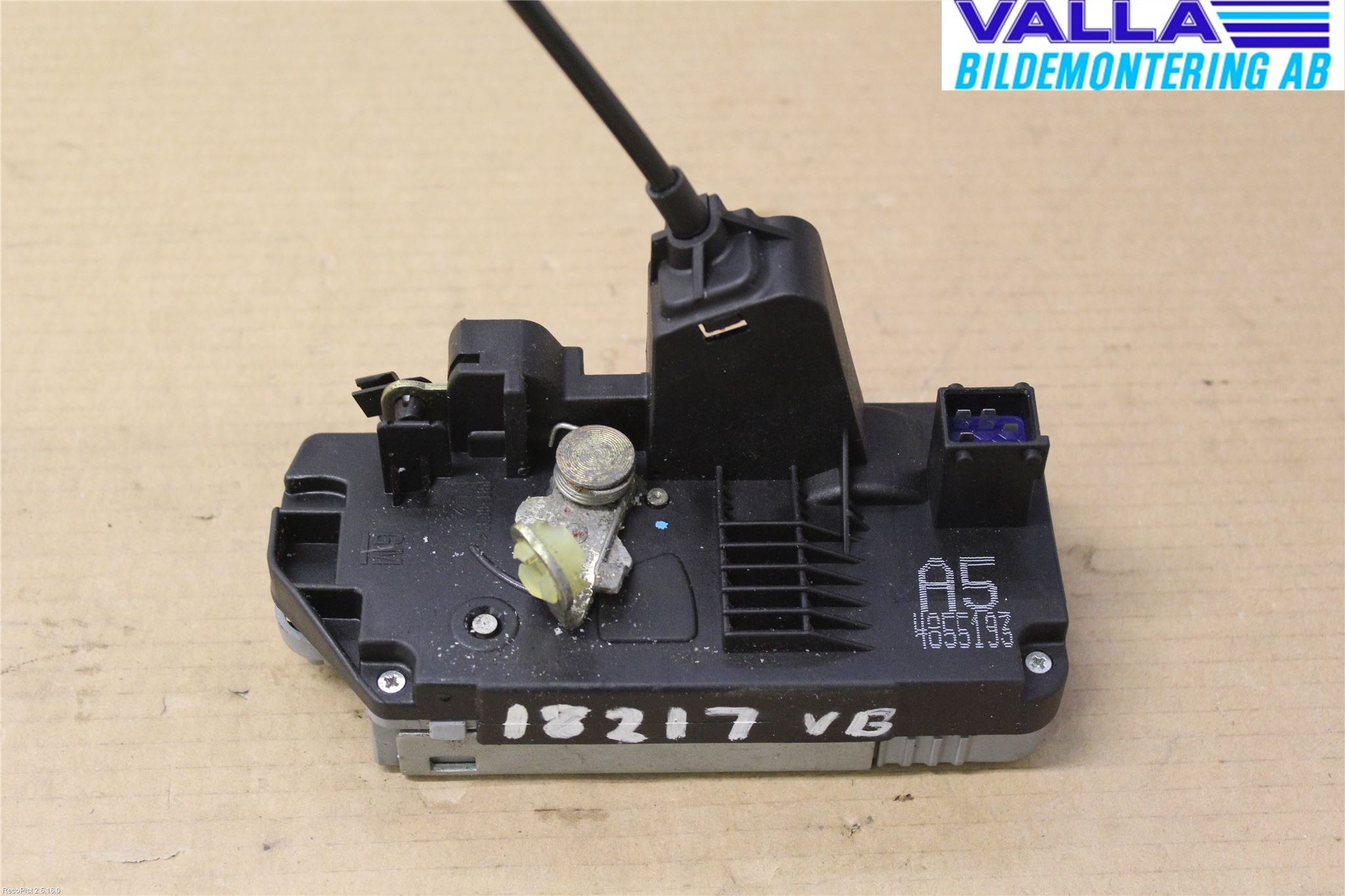 Saab 9-5     06-10 Låskista-Dörrlås