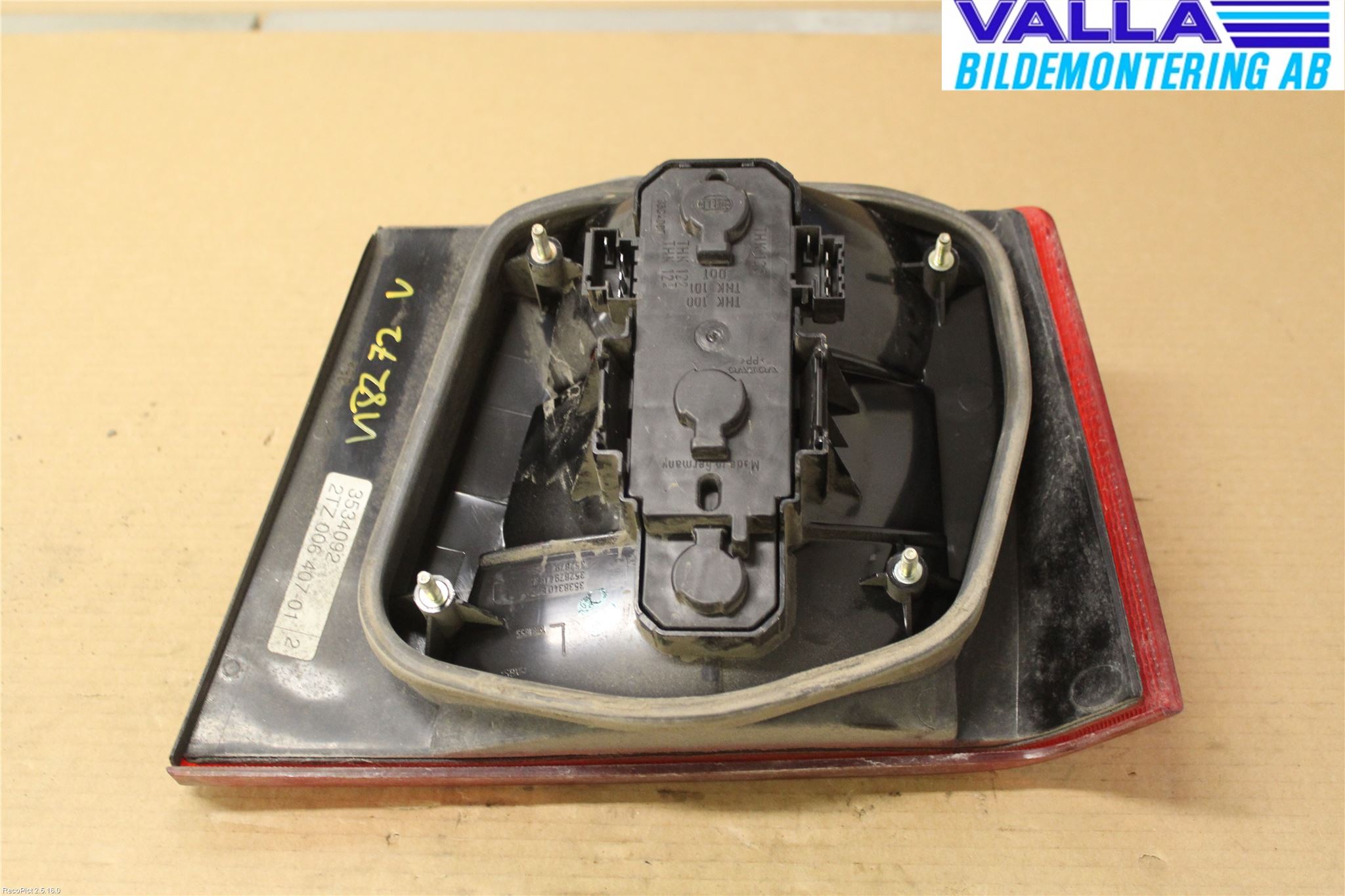 Volvo 940 91-98 Bakljus Lucka Vä