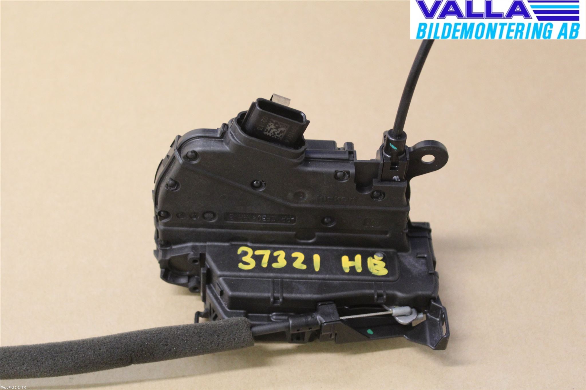 Renault CLIO IV 12-16 Låskista-Dörrlås