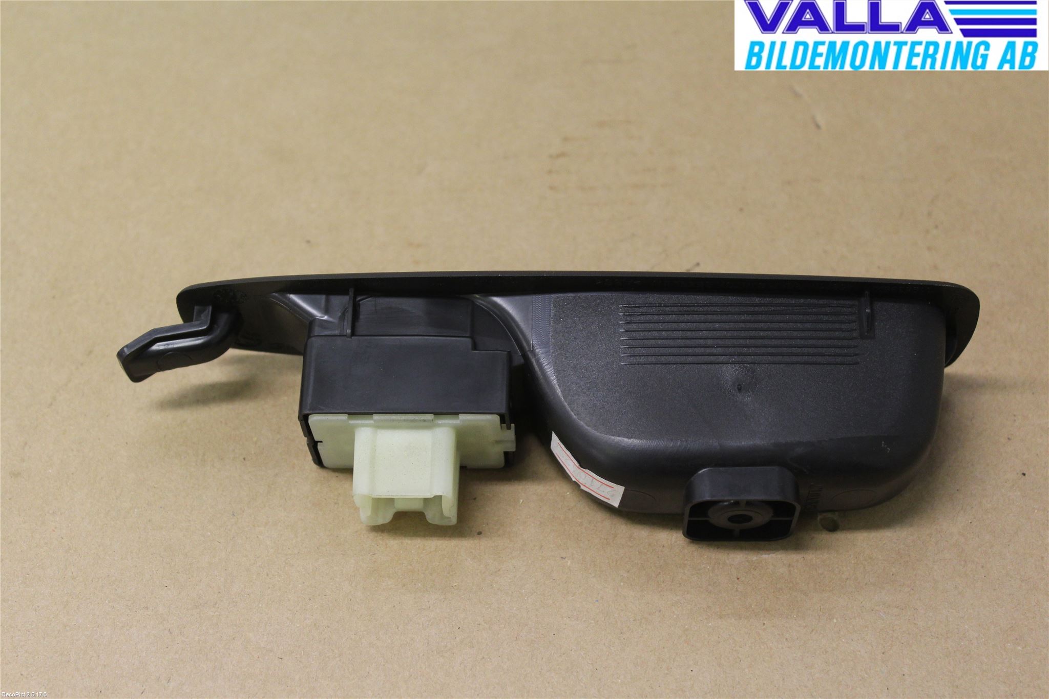 Renault CLIO IV 12-16 Strömställare Elhiss