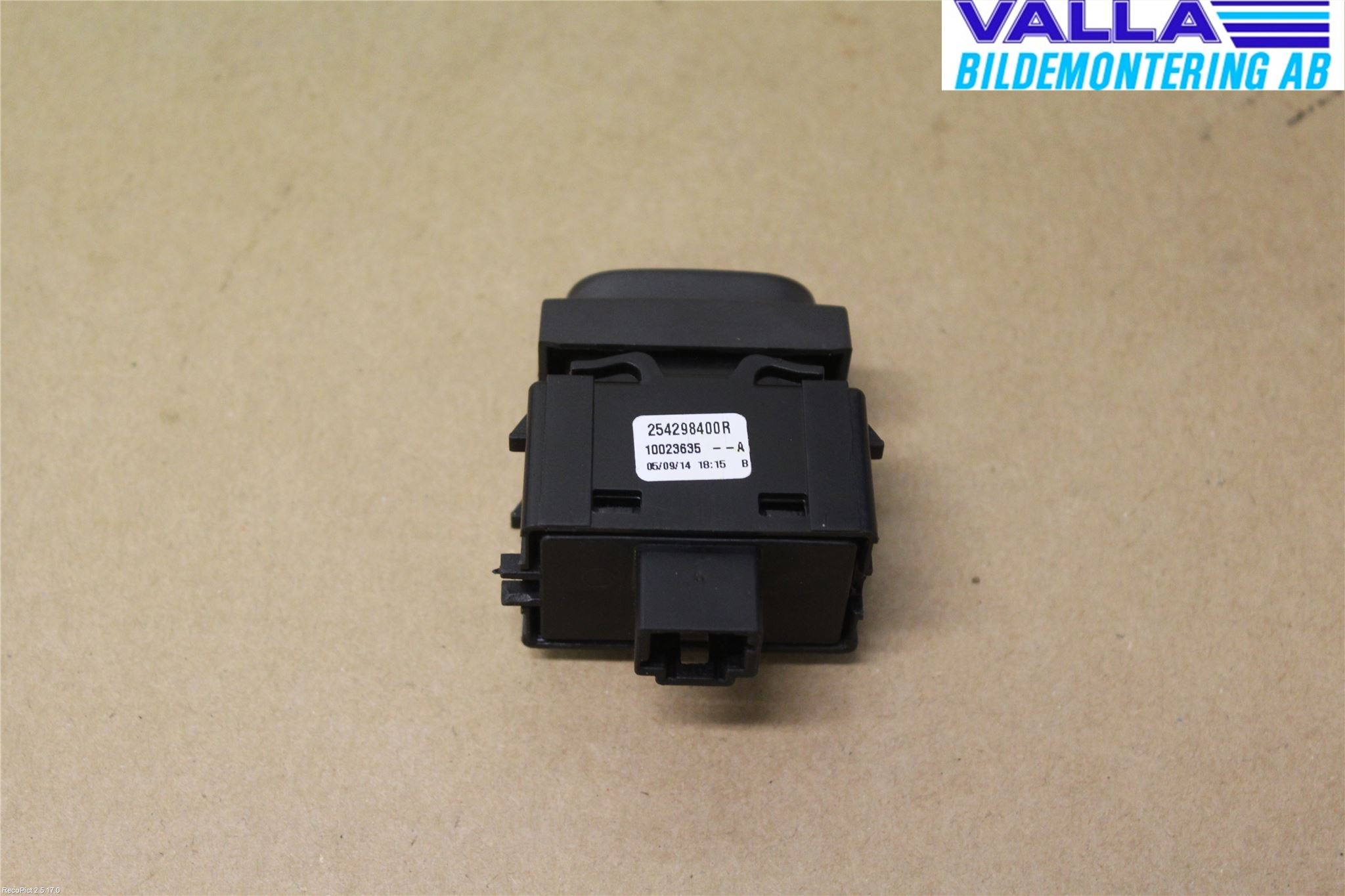 Renault CLIO IV 12-16 Strömställare Elhiss