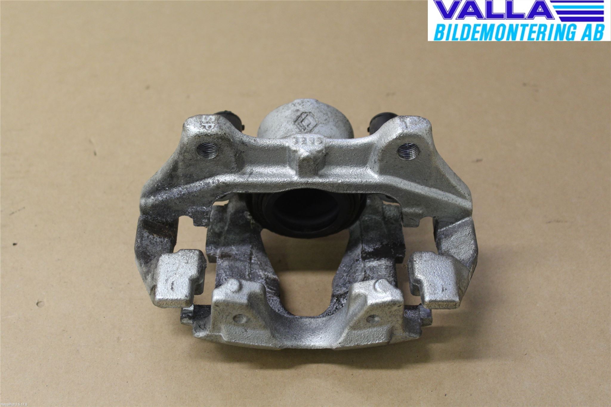 Renault CLIO IV 12-16 Bromsok Fram Höger