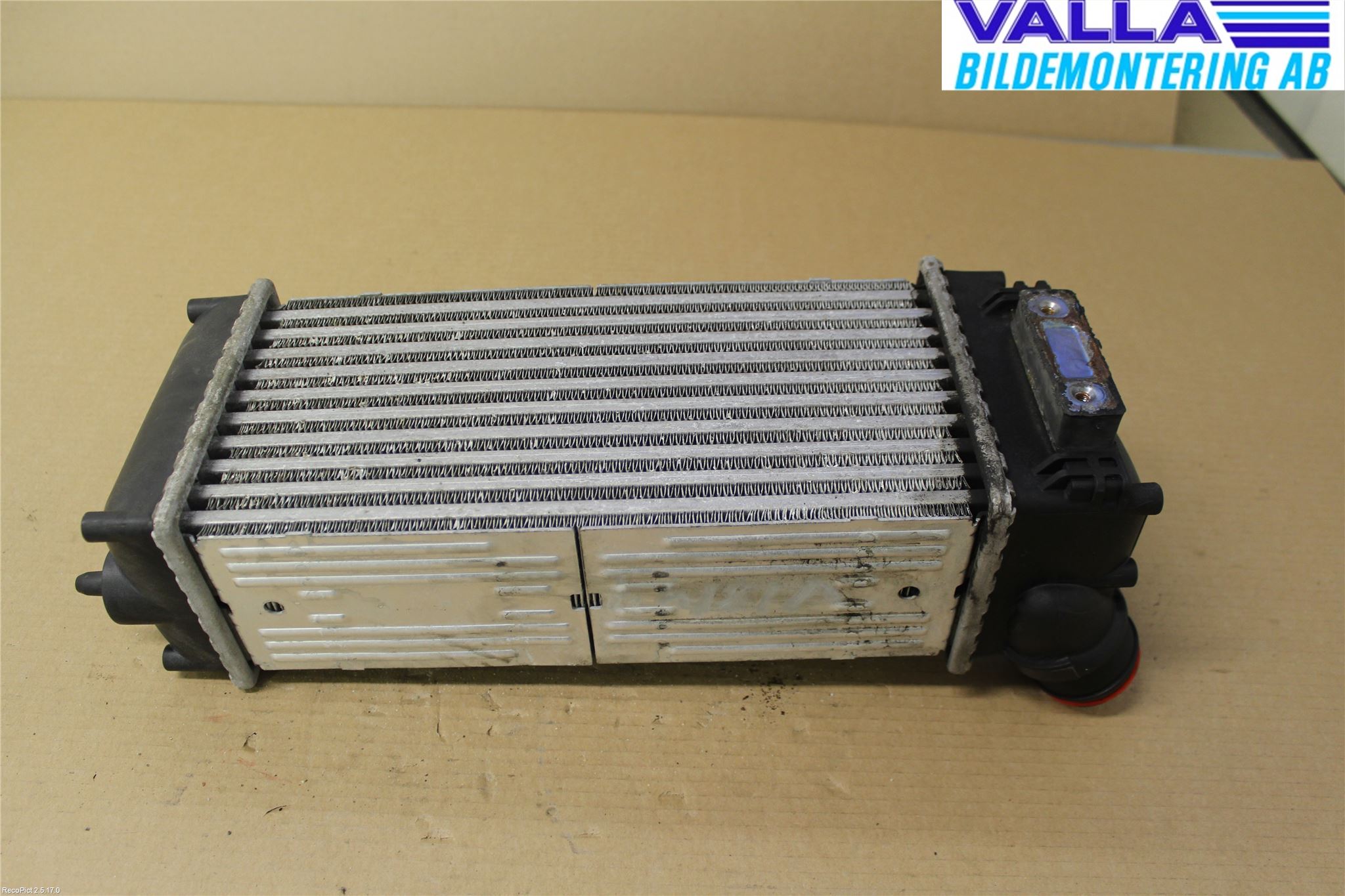 Citroen C4 I   05-10 Laddluft-Intercooler Kyl
