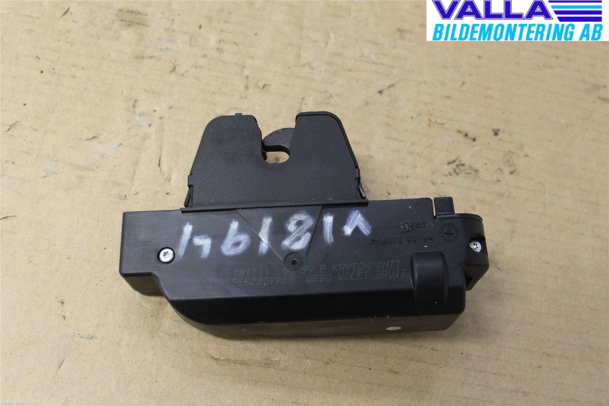 Citroen C4 I 05-10 Låskista Baklucka