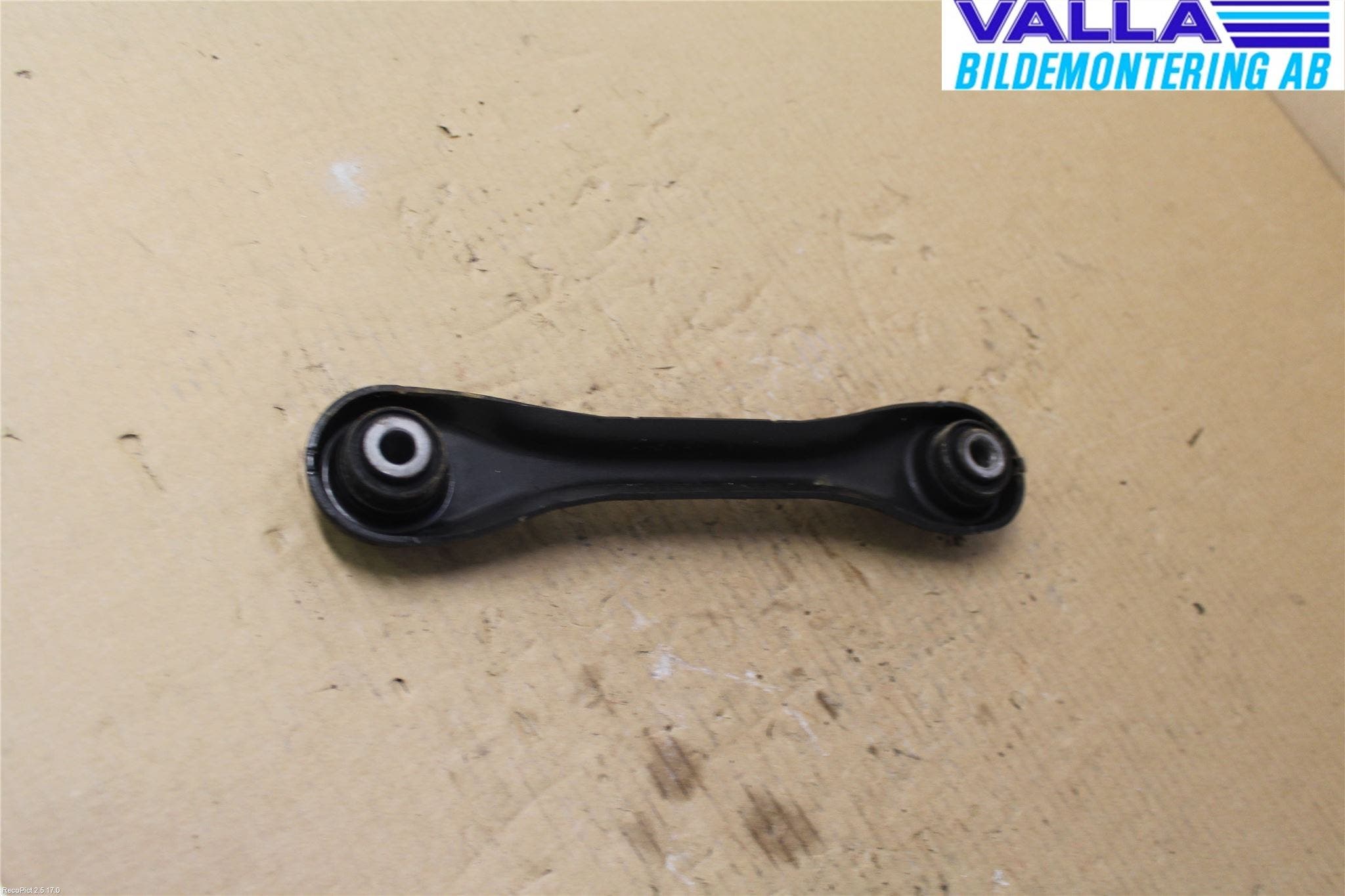 Volvo V40 12-19 Momentstag Bak