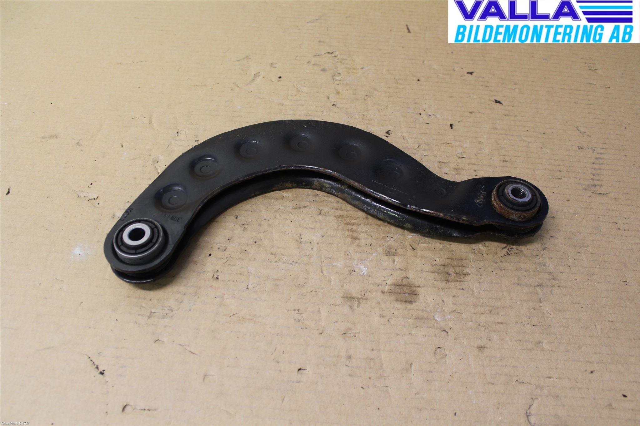 Volvo V40 12-19 Bärarm Bak Övre Vänster