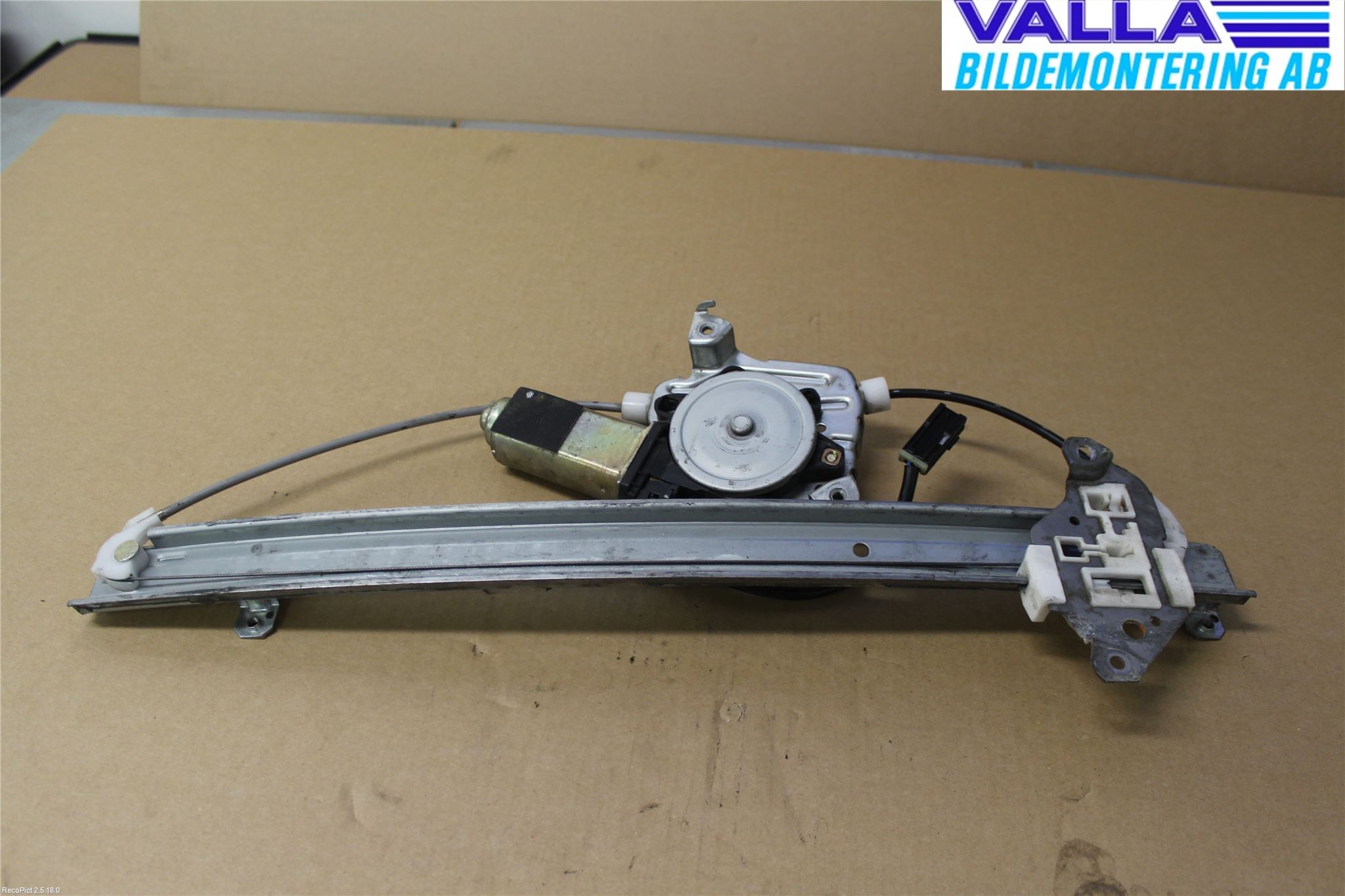 Nissan NAVARA 98-05 Fönsterhiss El Kompl