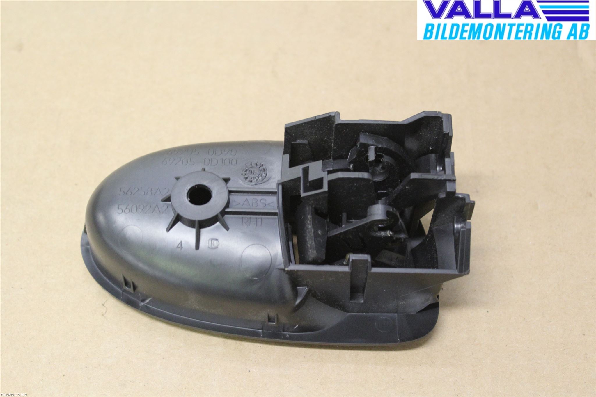 Toyota YARIS XP90 06-11 Dörrhandtag Inre Hö