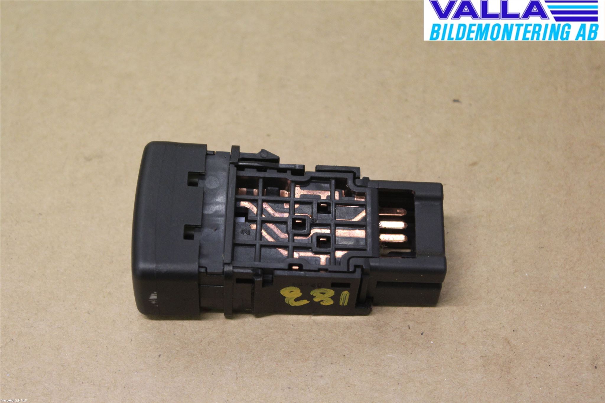 Nissan NAVARA 98-05 Strömställare Strålkastartork