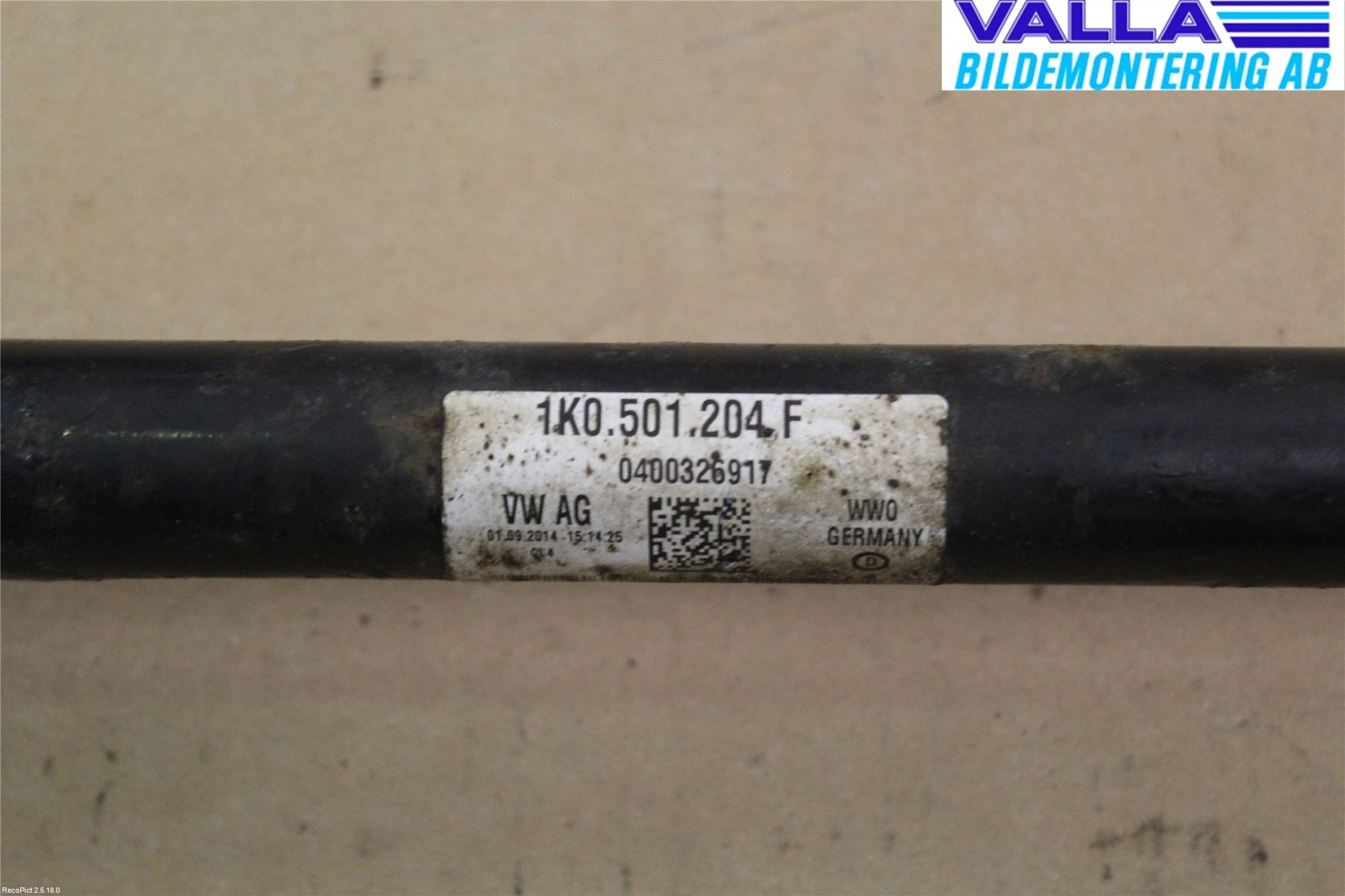 Volkswagen VW PASSAT 11-14 Drivaxel Bak Höger
