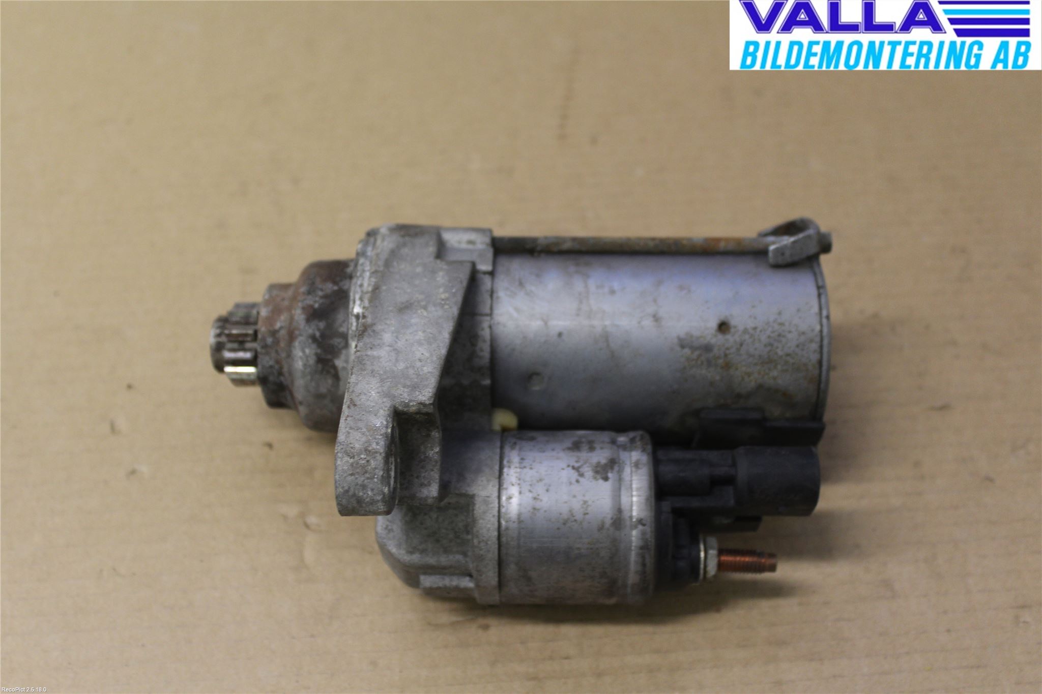 Volkswagen VW GOLF V 04-09 Startmotor