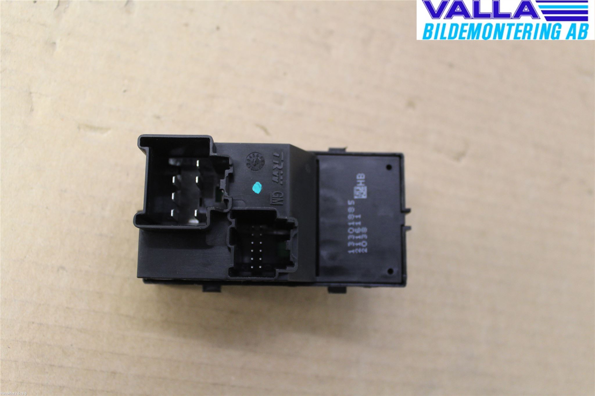 Opel INSIGNIA 09-16 Strömställare Elhiss