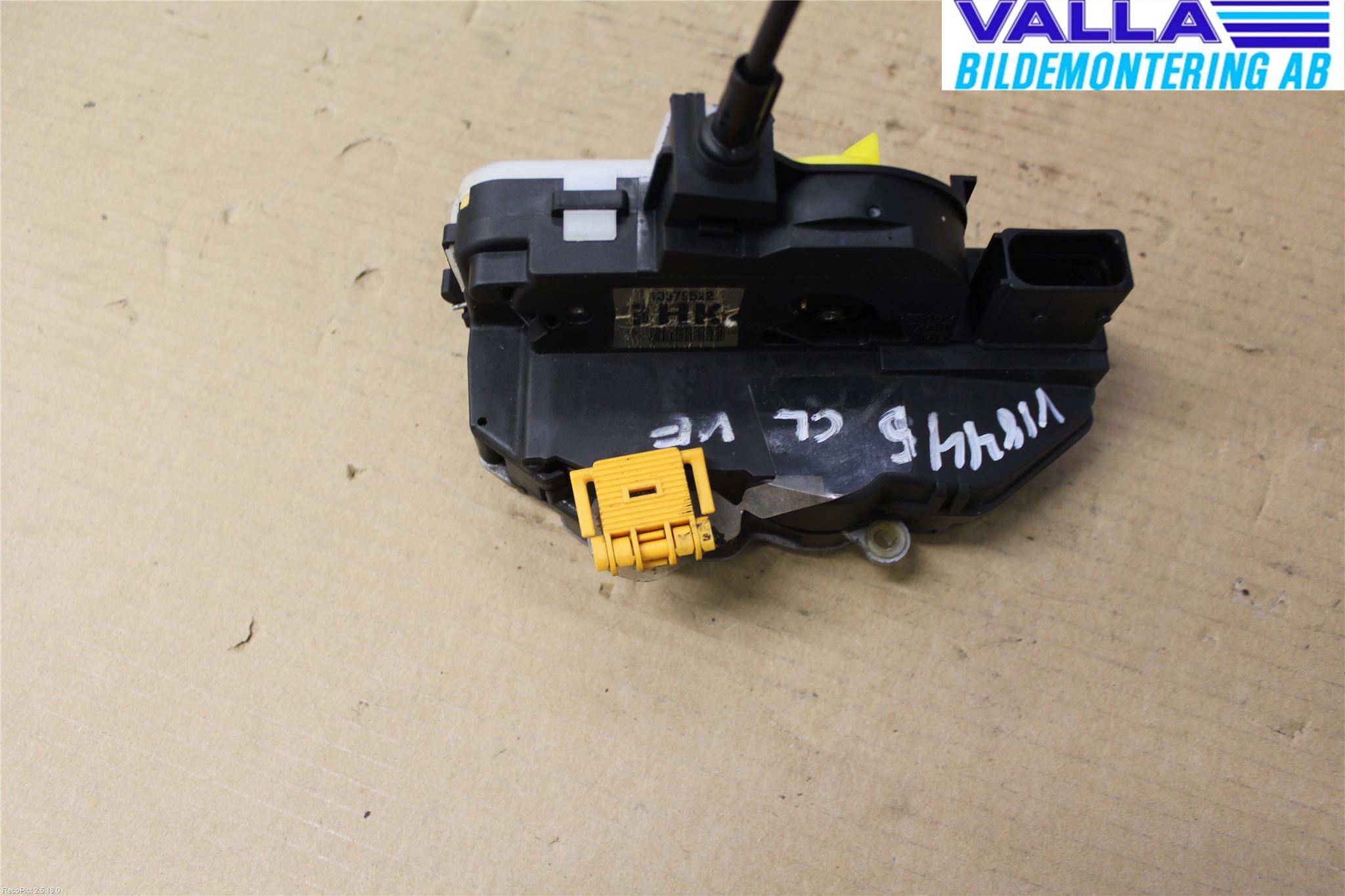 Opel INSIGNIA 09-16 Låskista-Dörrlås