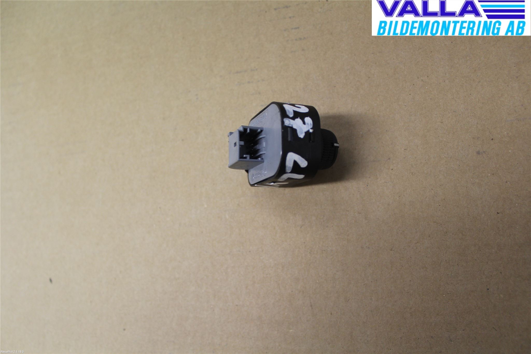 Audi A4/S4 08-11 Strömställare Spegel