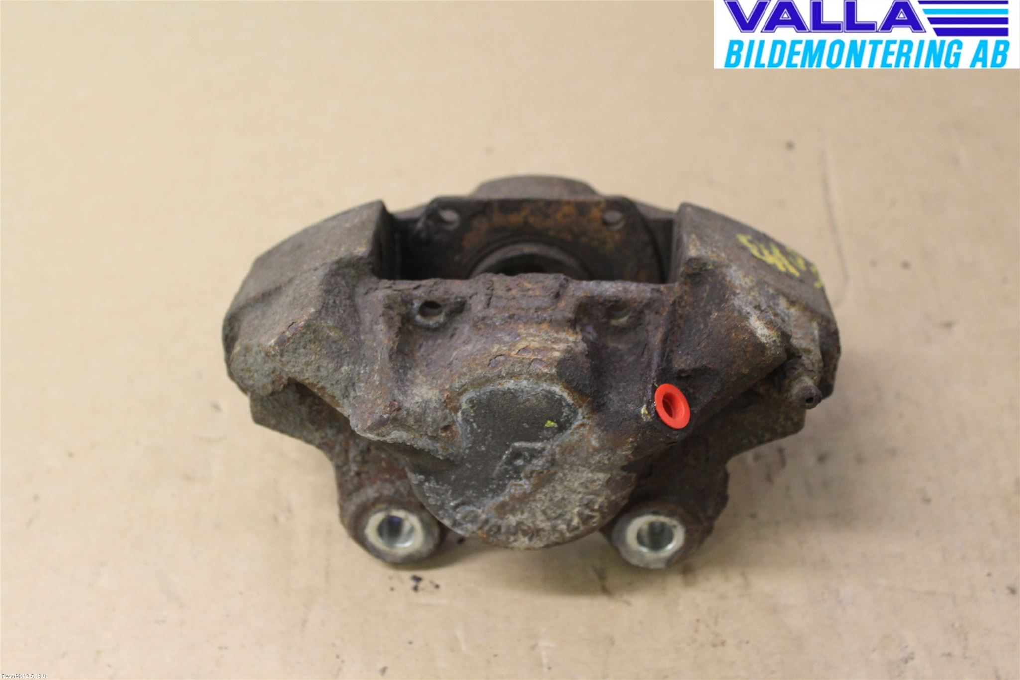 Landrover DEFENDER (L316) 07-16 Bromsok Bak Vänster