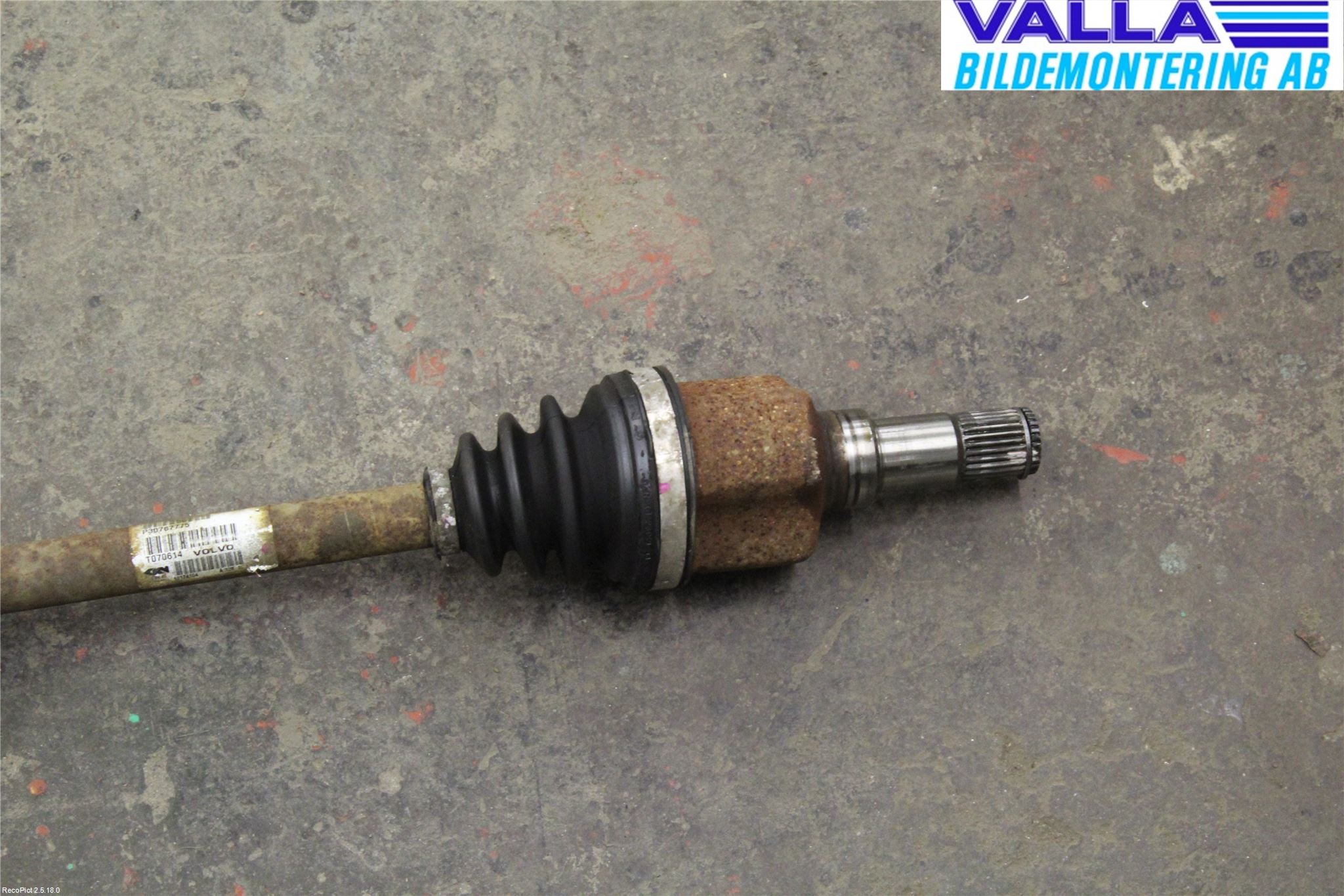 Volvo S40 08-12 Drivaxel Fram Vänster