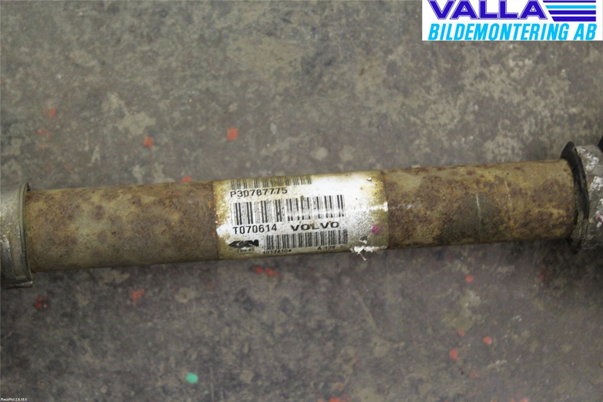 Volvo S40 08-12 Drivaxel Fram Vänster