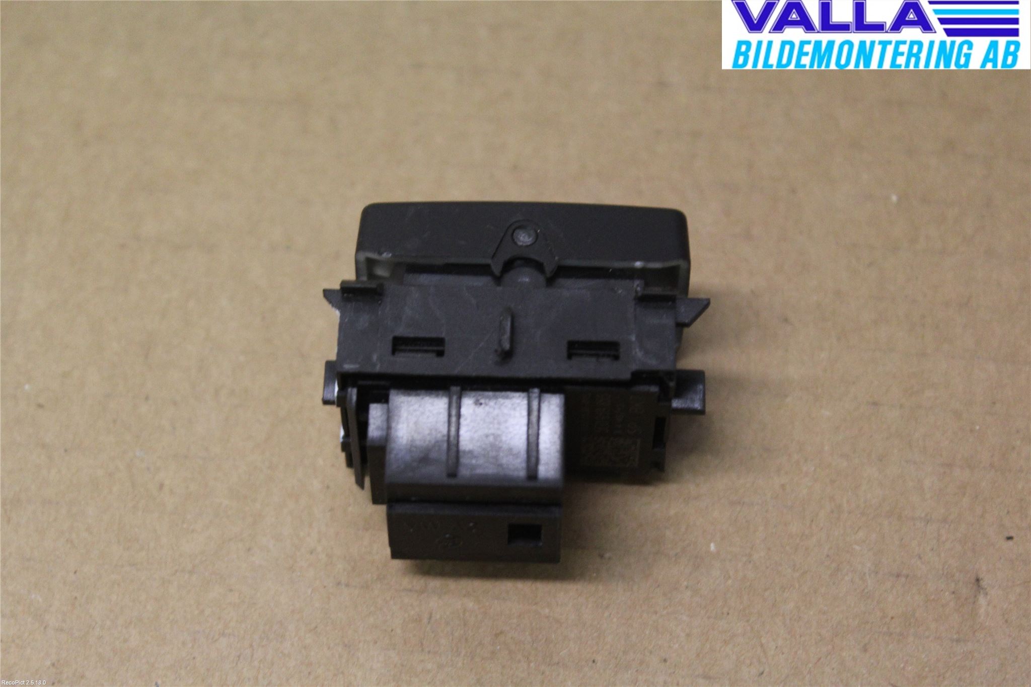 Skoda OCTAVIA (5E) 13-20 Strömställare Elhiss