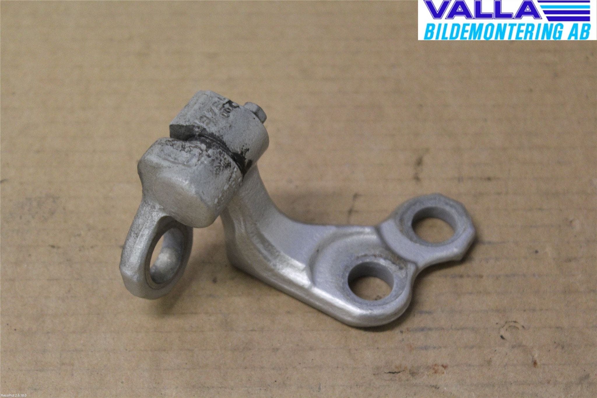 Ford FOCUS 08-11 Dörrgångjärn