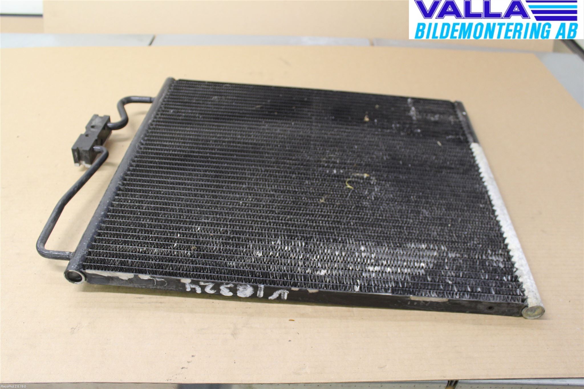 BMW 7 E38      93-01 Ac Kondensor-Kylare