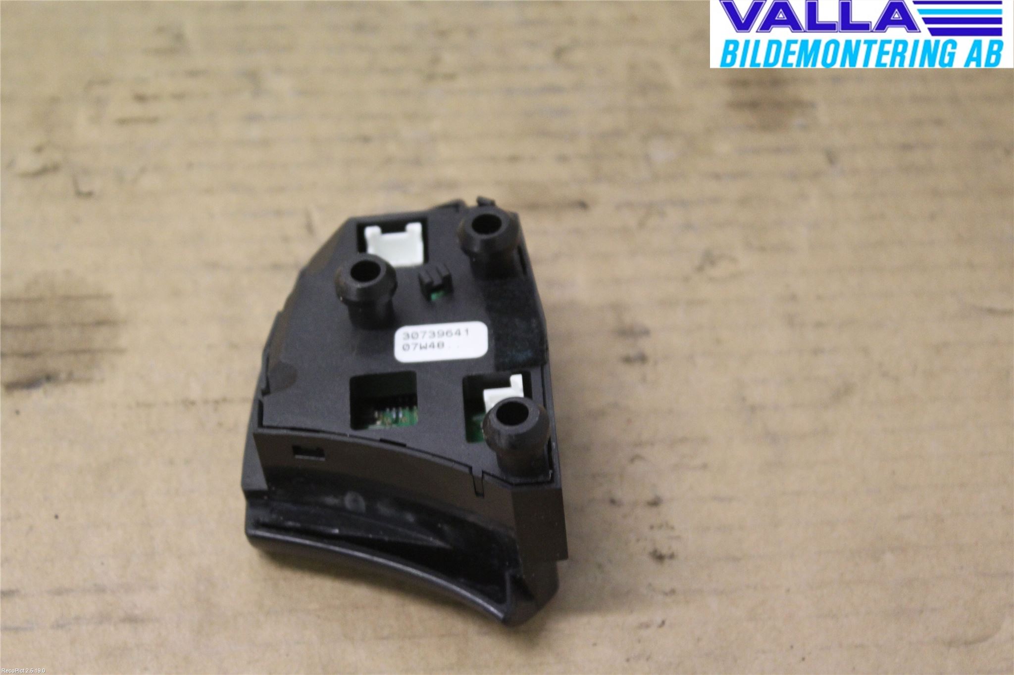 Volvo V70 08-13 Strömställare Fader-Högtalare