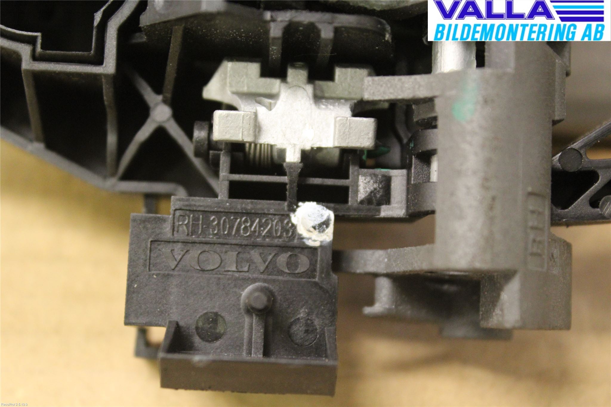 Volvo V70 08-13 Dörrhandtag Yttre Hö