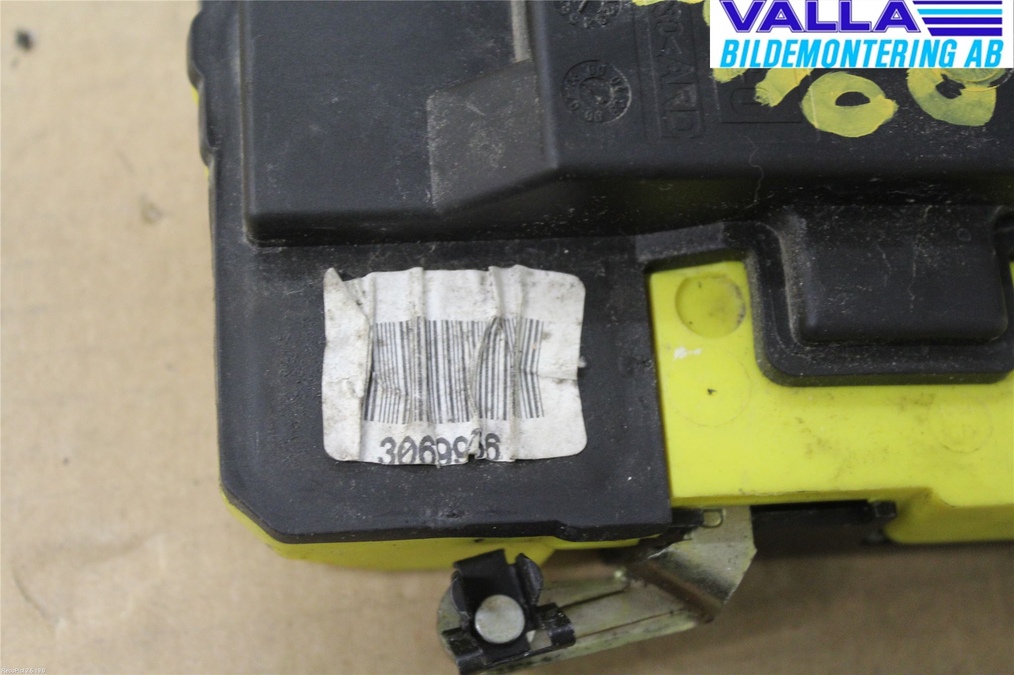 Volvo V70 05-08 Låskista-Dörrlås