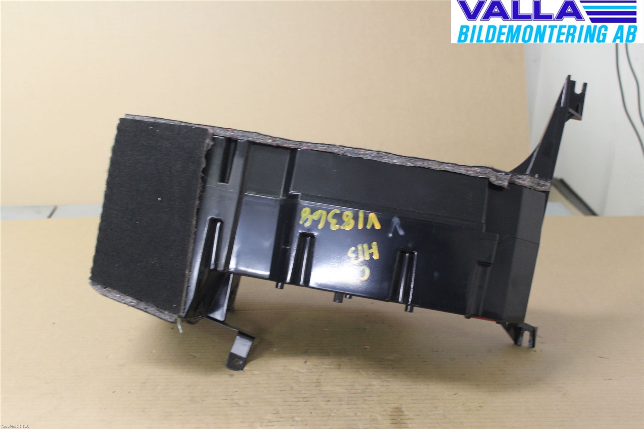 Audi A6/S6     97-05 Högtalare