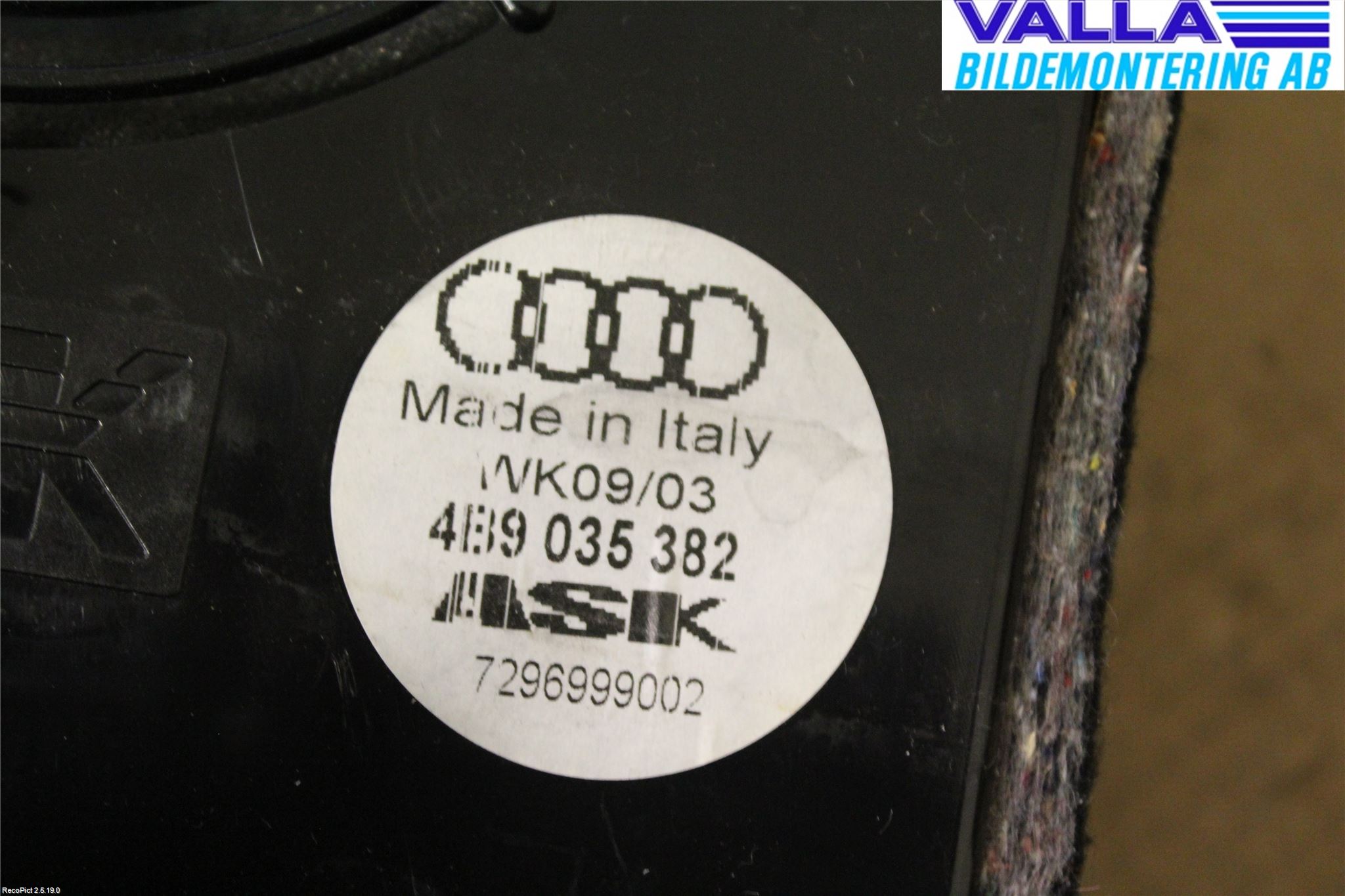 Audi A6/S6     97-05 Högtalare