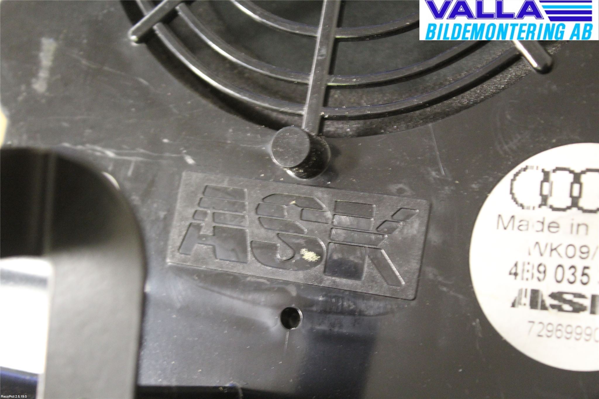 Audi A6/S6     97-05 Högtalare