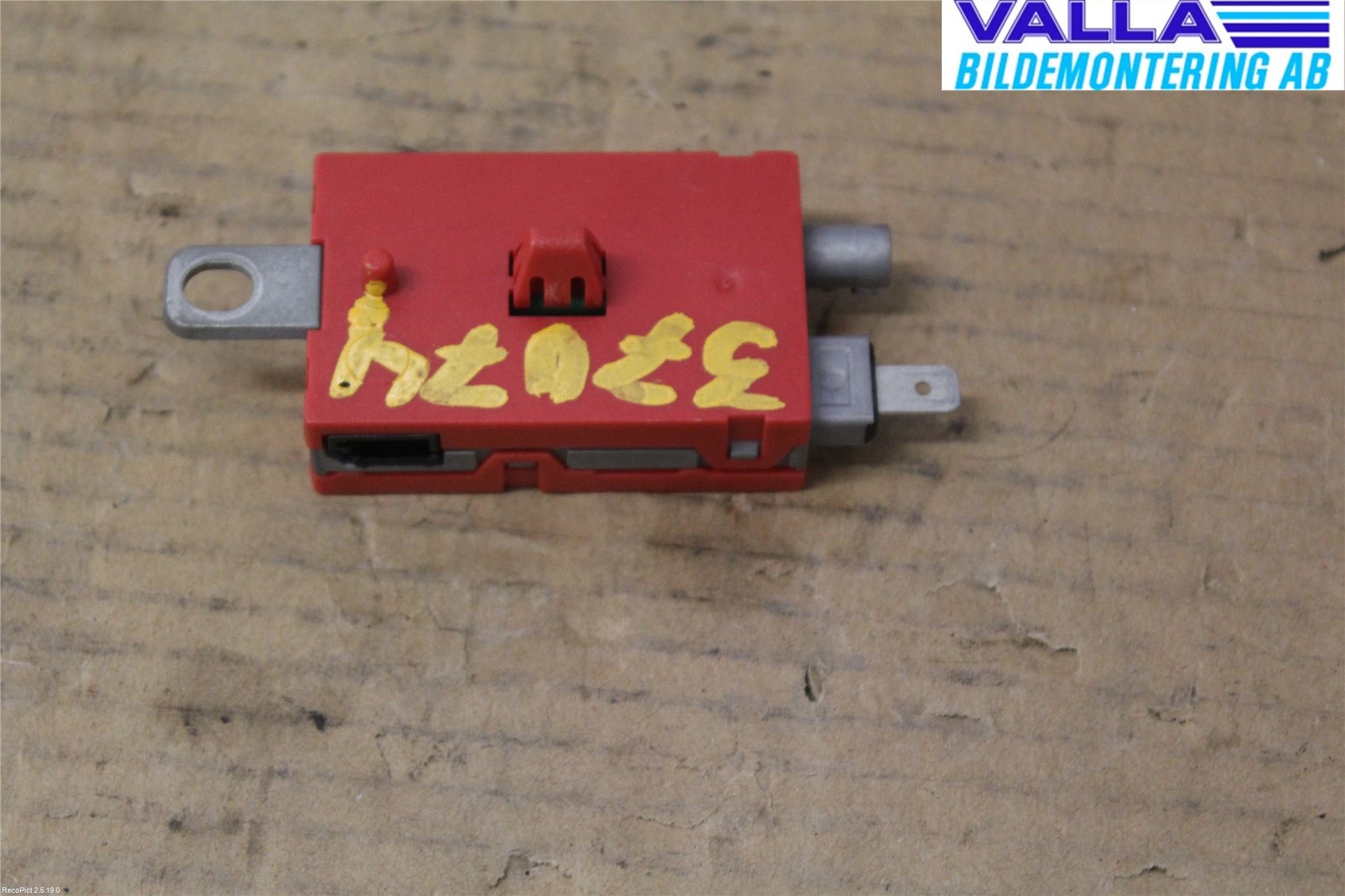 Volvo V40 12-19 Antennförstärkare