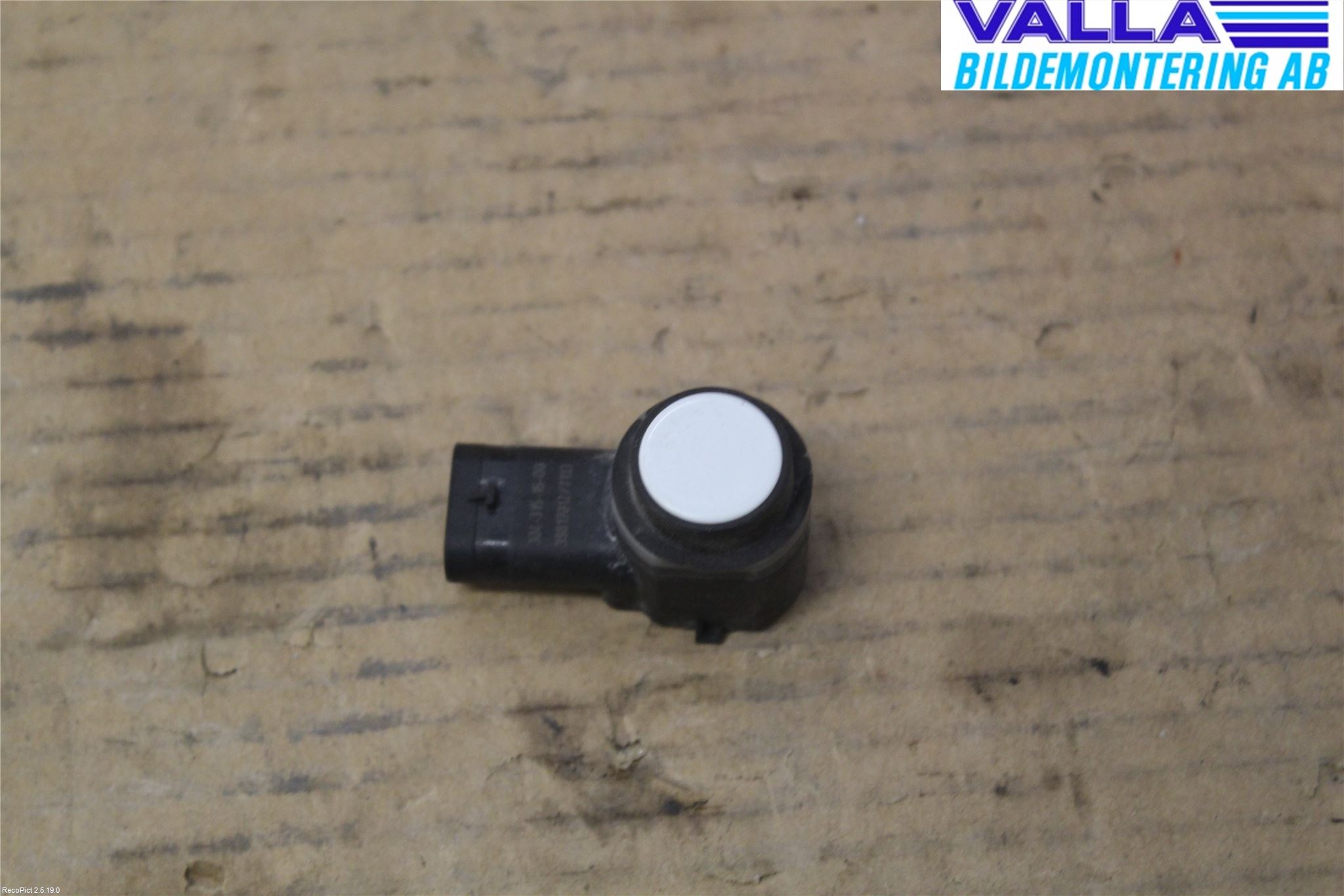 Volvo V40 12-19 Parkeringshjälp Backsensor