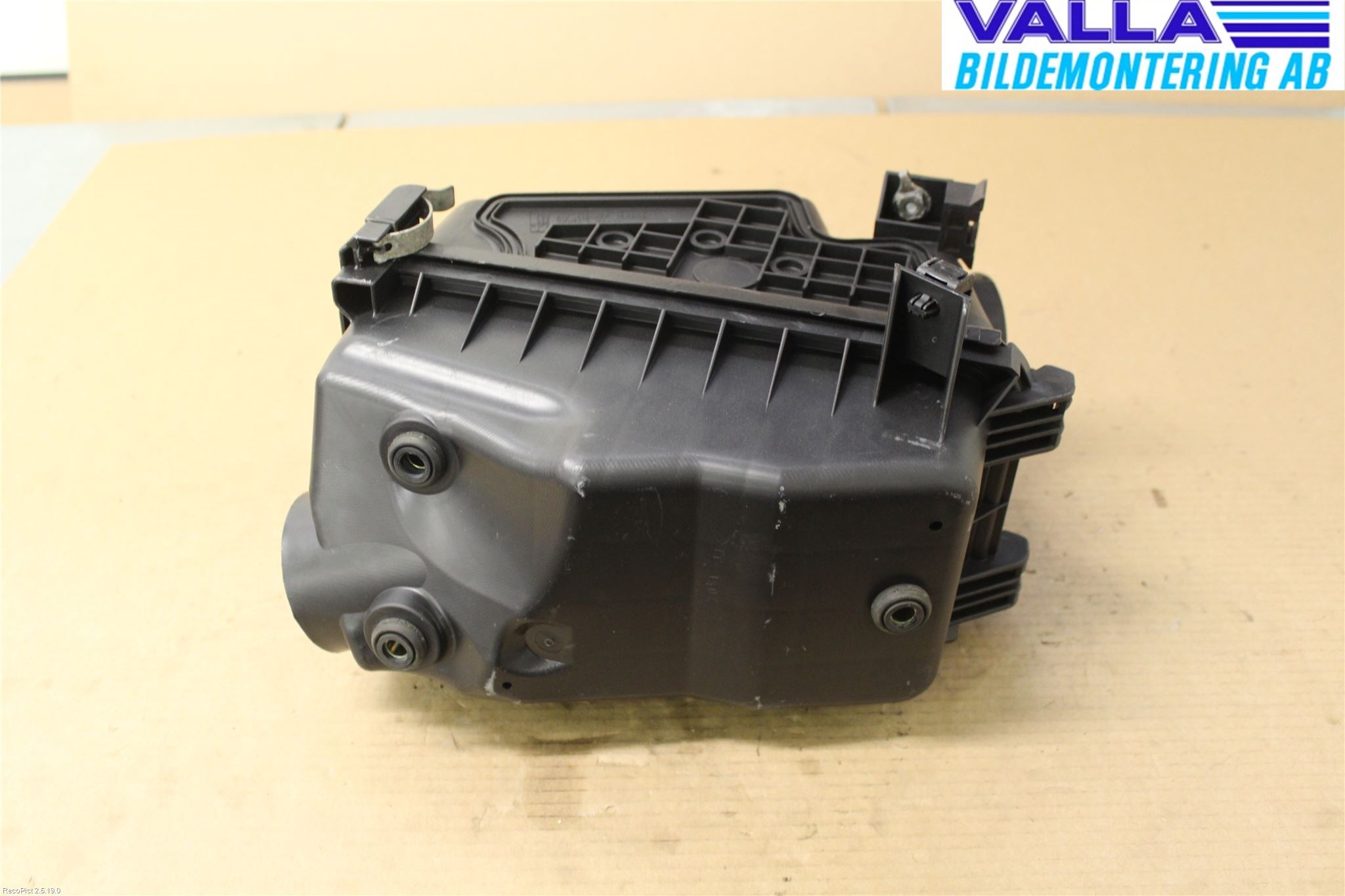 Toyota COROLLA VERSO 02-04 Luftrenare