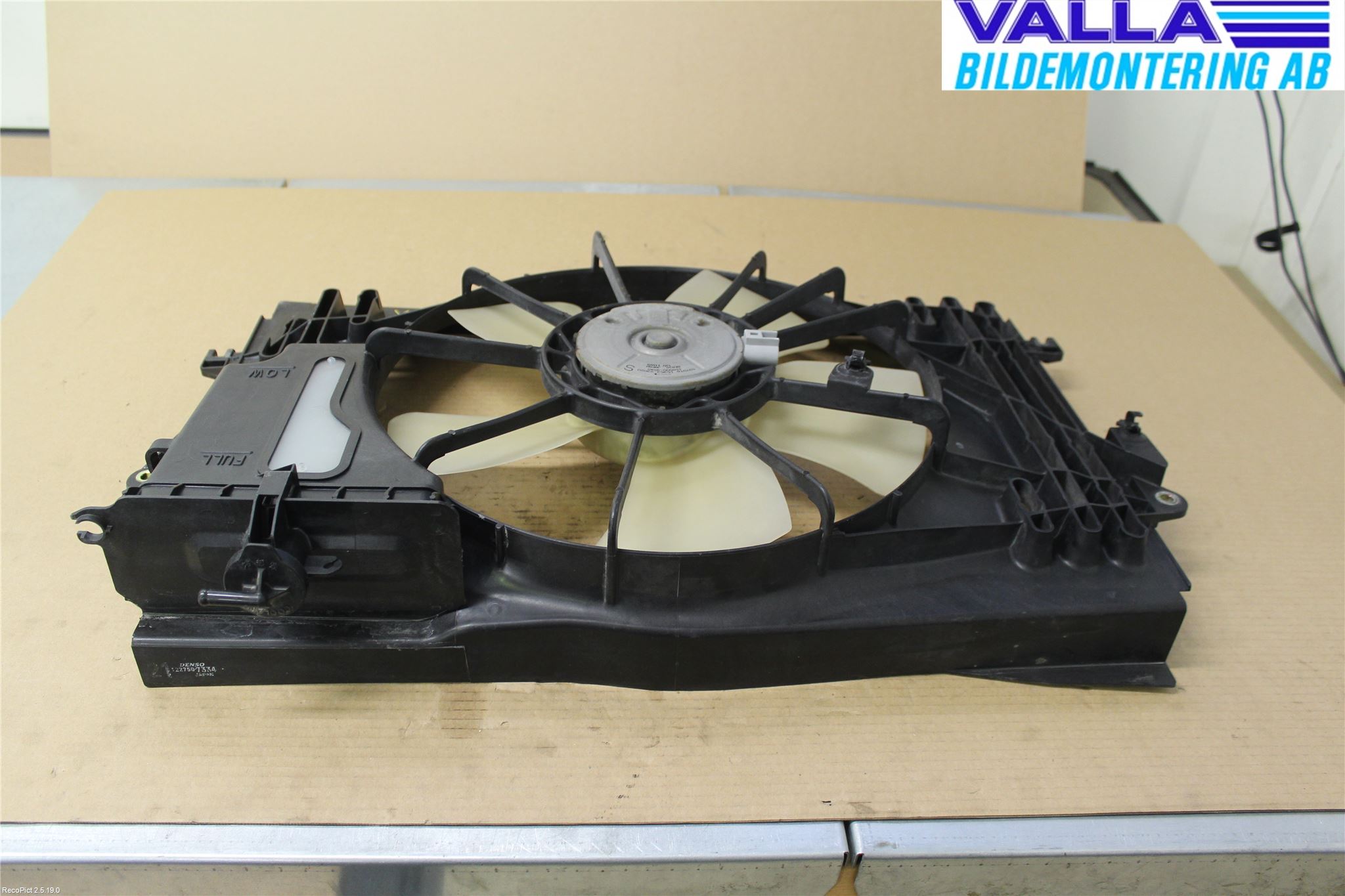 Toyota COROLLA VERSO 02-04 Kylfläkt El