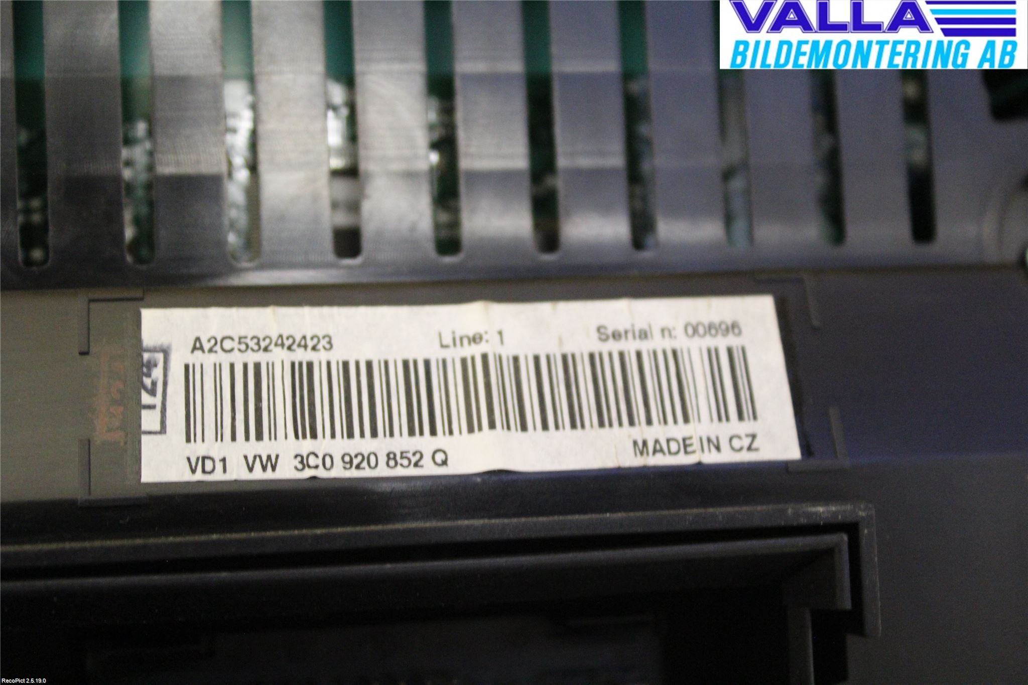 Volkswagen VW PASSAT 05-11 Instrument Komb