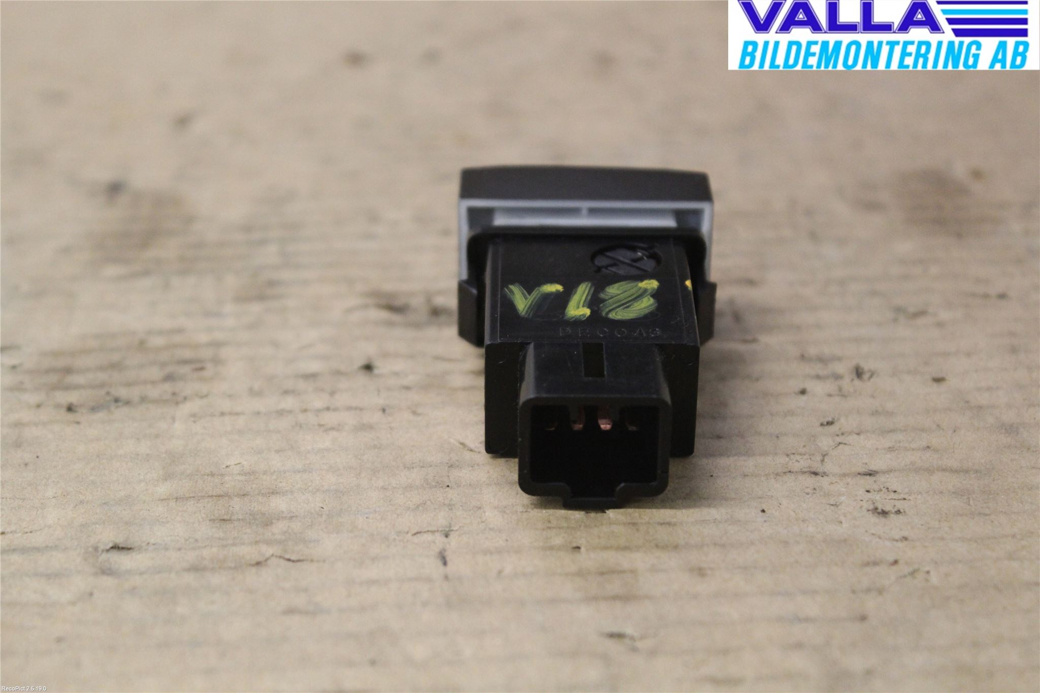 Kia SORENTO 03-09 Strömställare Elruta