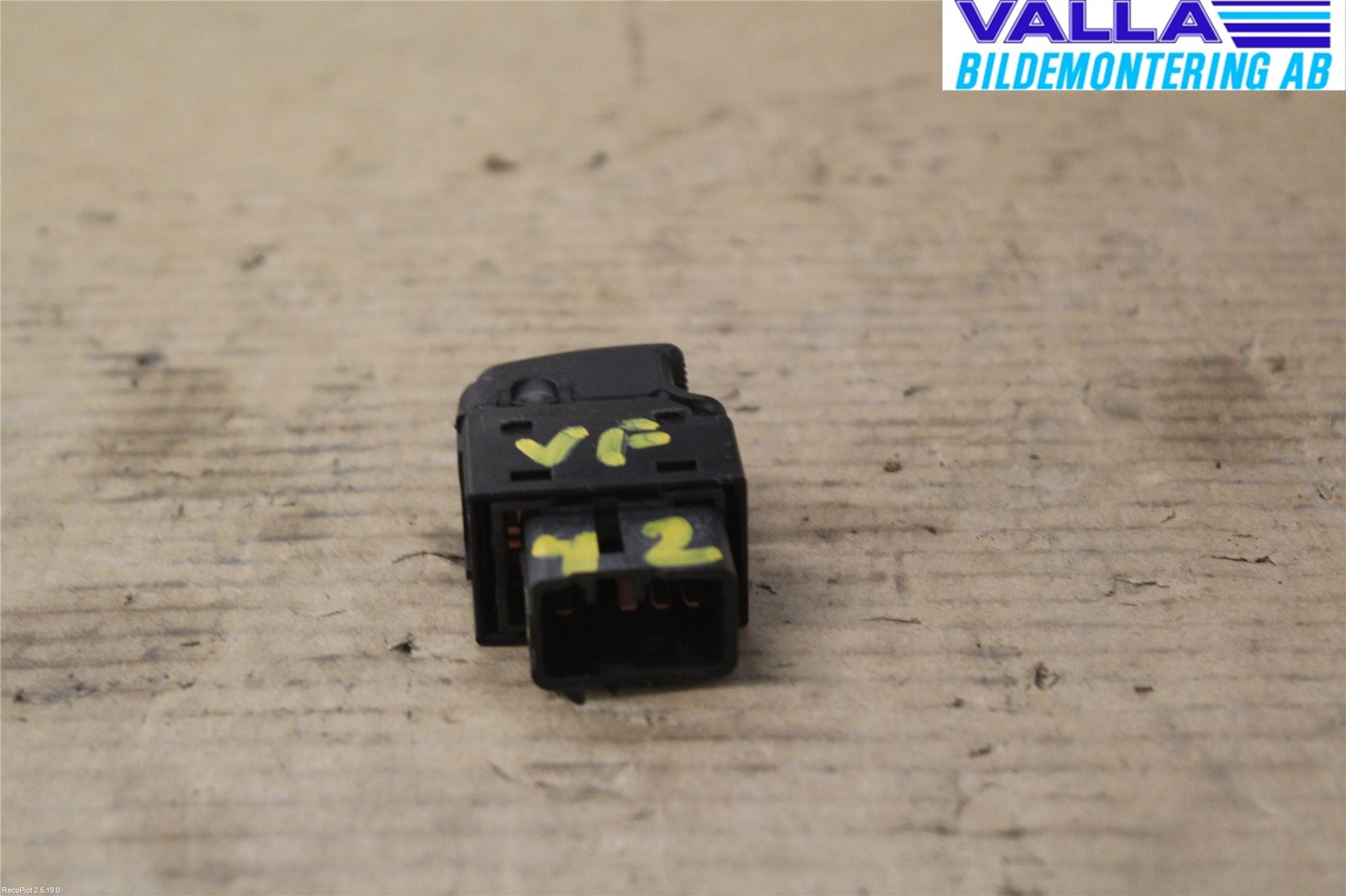 Kia SORENTO 03-09 Strömställare Elhiss