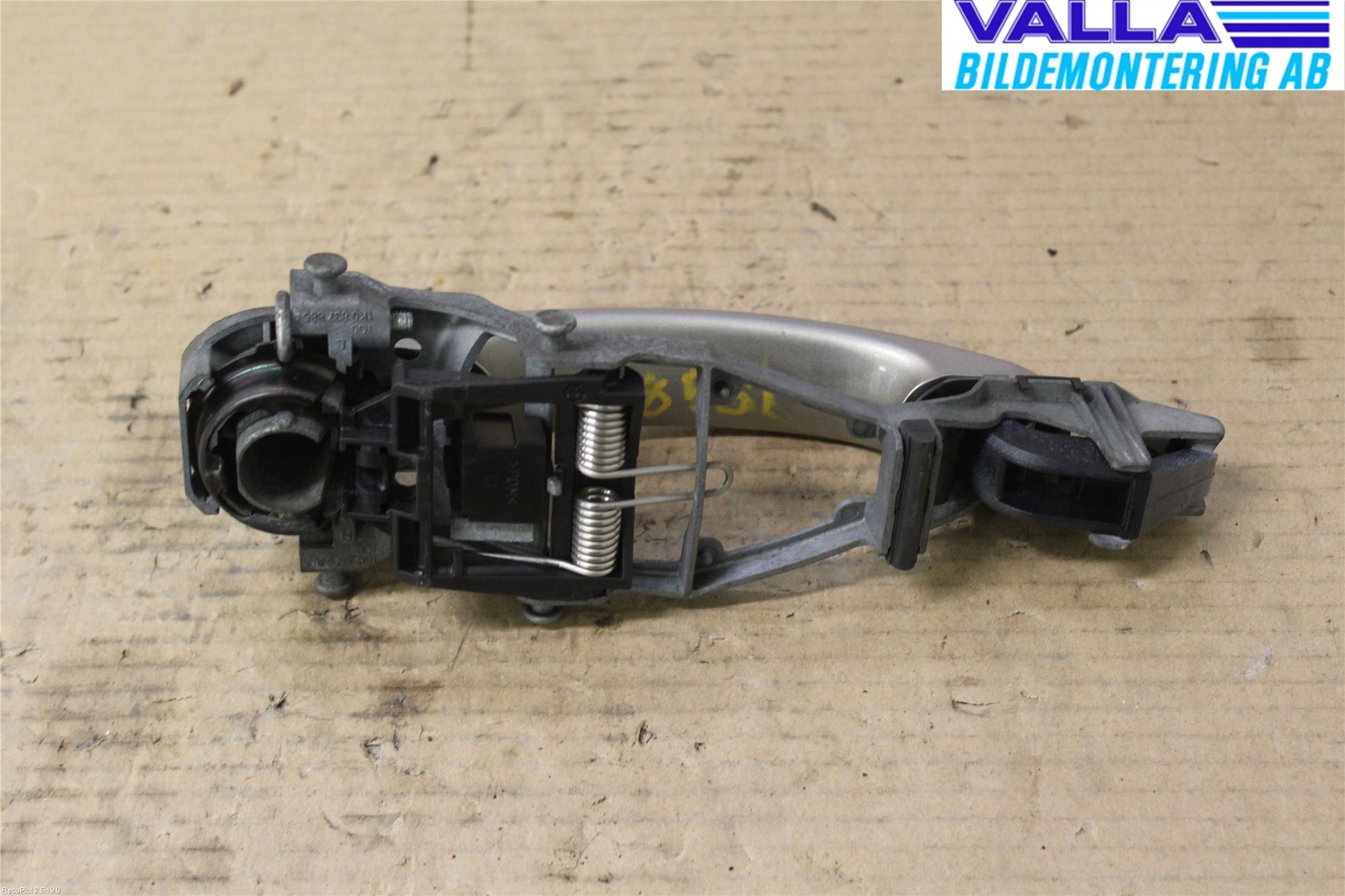 Volkswagen VW GOLF V 04-09 Dörrhandtag Yttre Vä