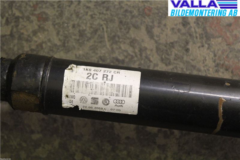 Volkswagen VW GOLF V 04-09 Drivaxel Fram Höger