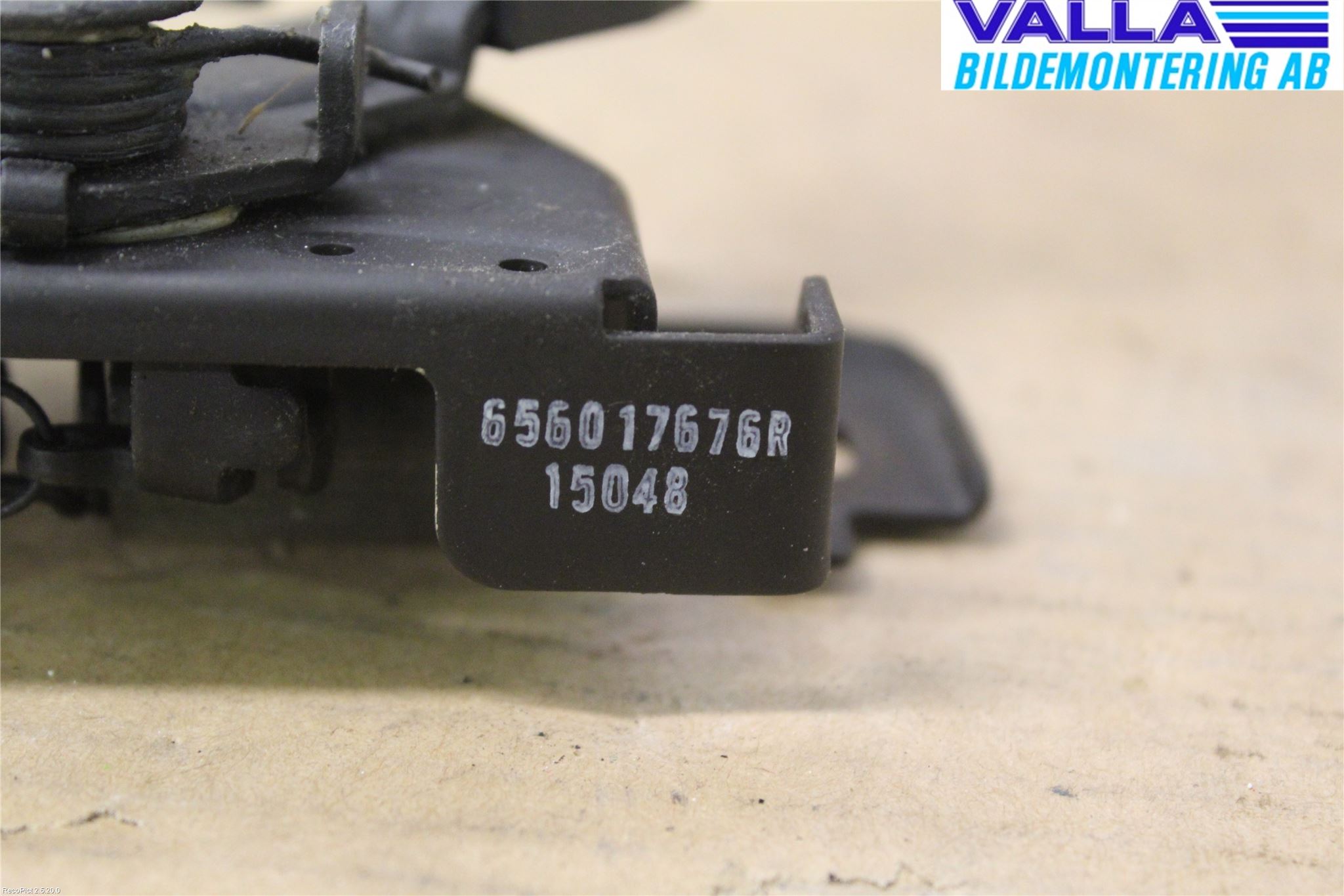 Dacia SANDERO/STEPWAY 13-20 Huvlås