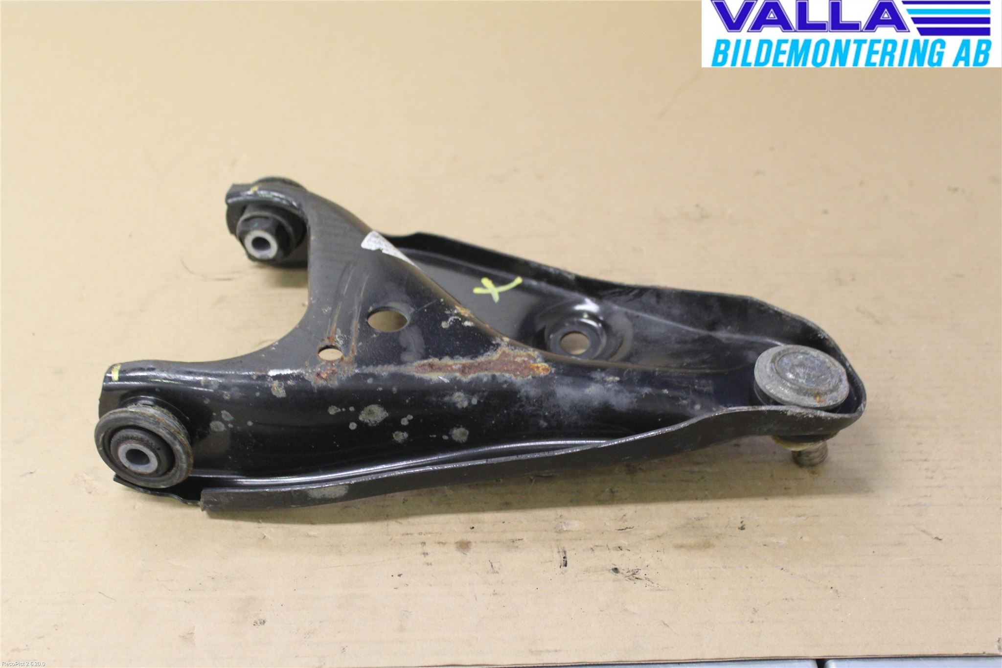 Dacia SANDERO/STEPWAY 13-20 Bärarm Fram Undre Hö