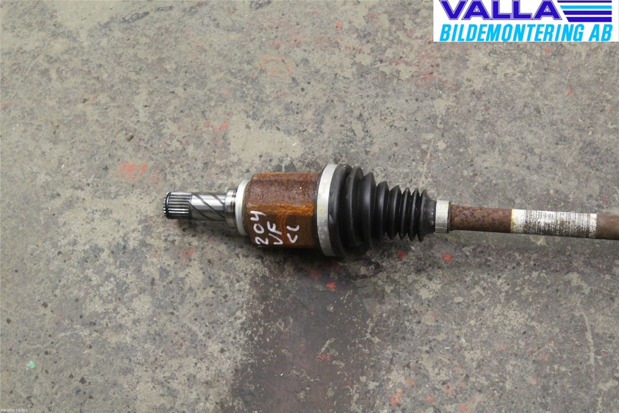 Dacia SANDERO/STEPWAY 13-20 Drivaxel Fram Vänster