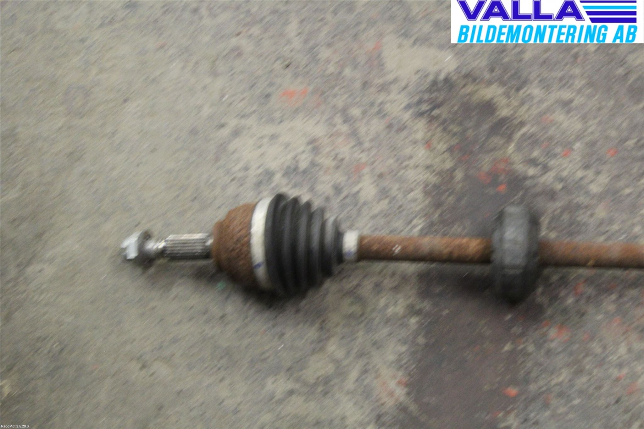 Dacia SANDERO/STEPWAY 13-20 Drivaxel Fram Höger