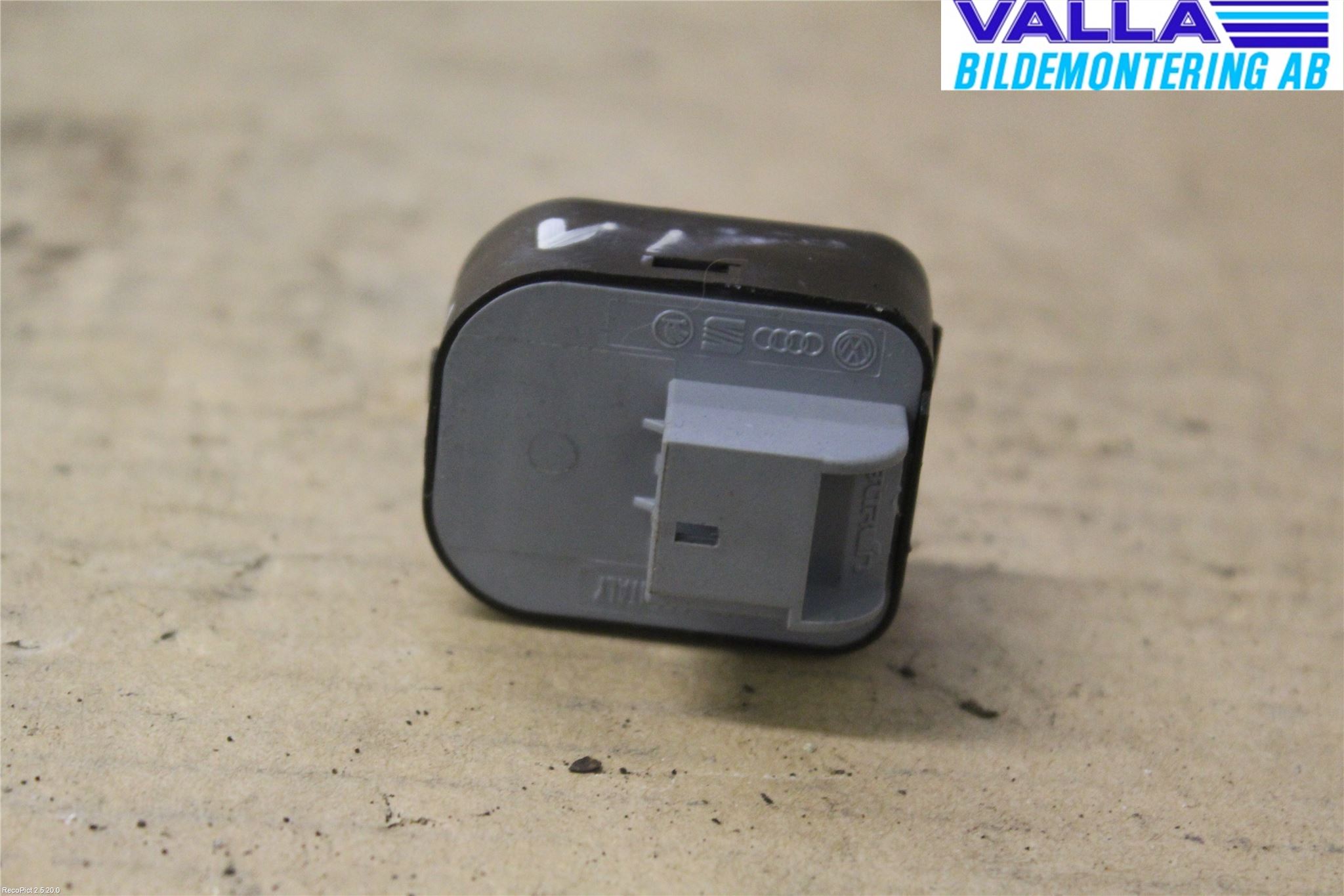 Audi A6/S6     05-11 Strömställare Spegel